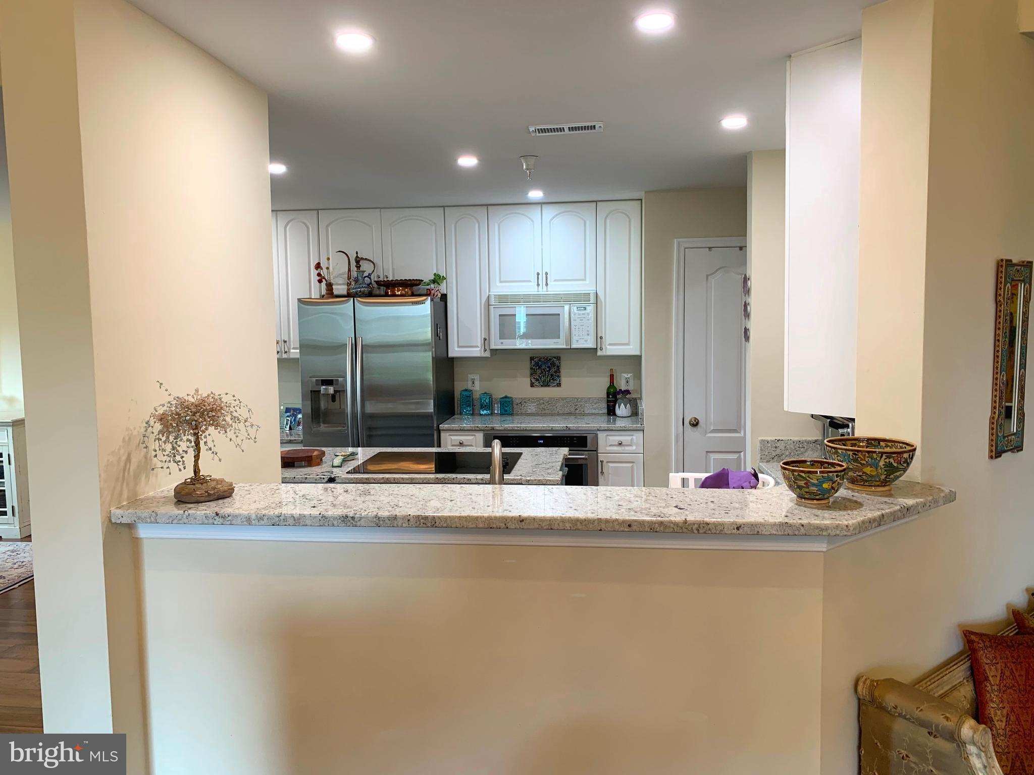 HIGH VIEW AT HUNT VALLEY - Residential Lease