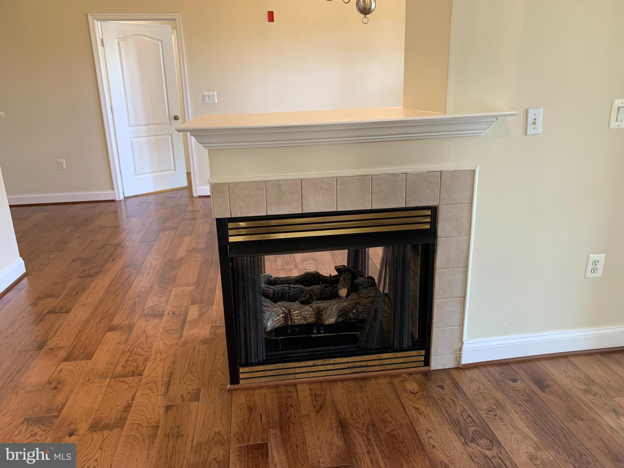 HIGH VIEW AT HUNT VALLEY - Residential Lease