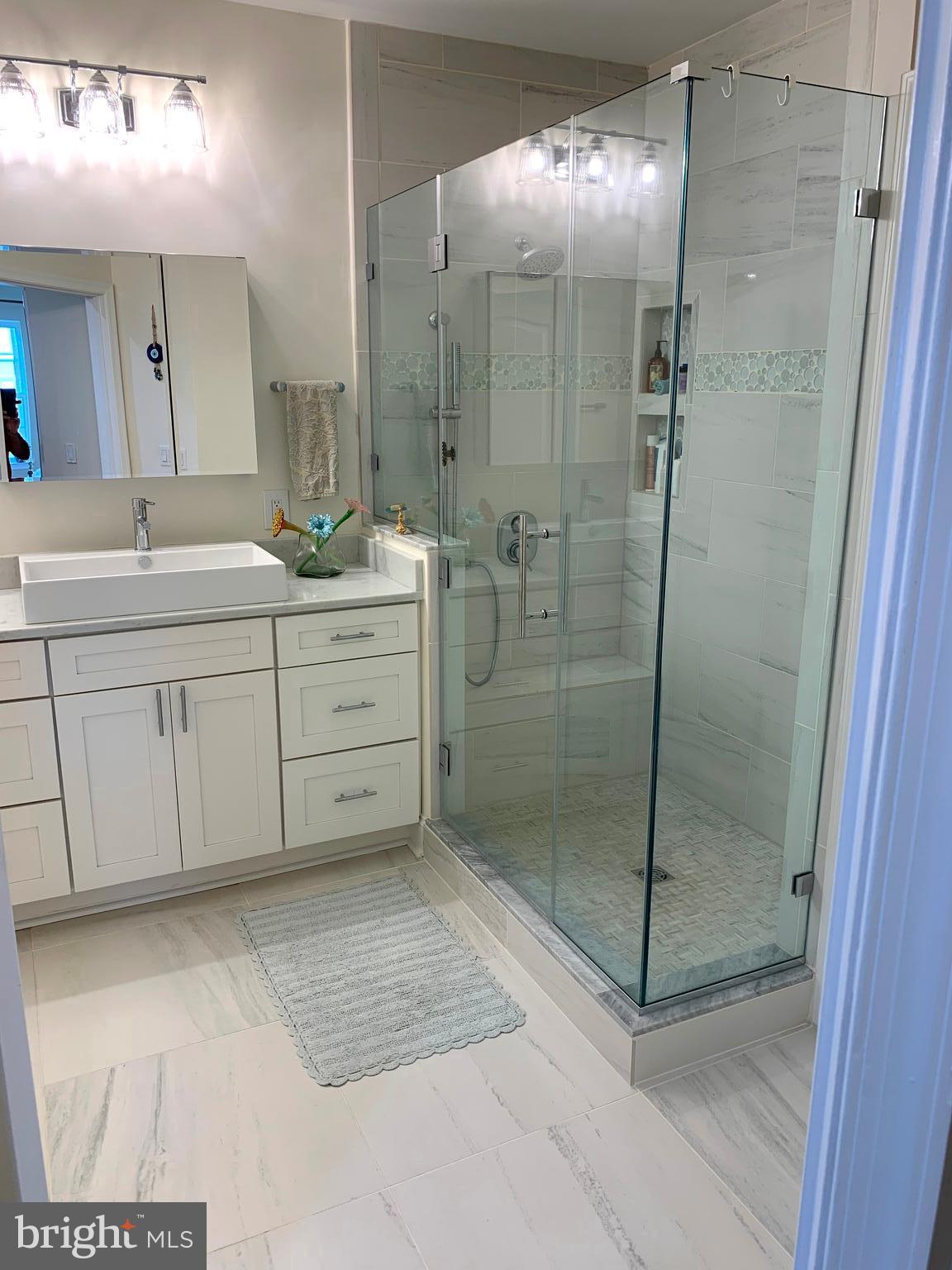 HIGH VIEW AT HUNT VALLEY - Residential Lease