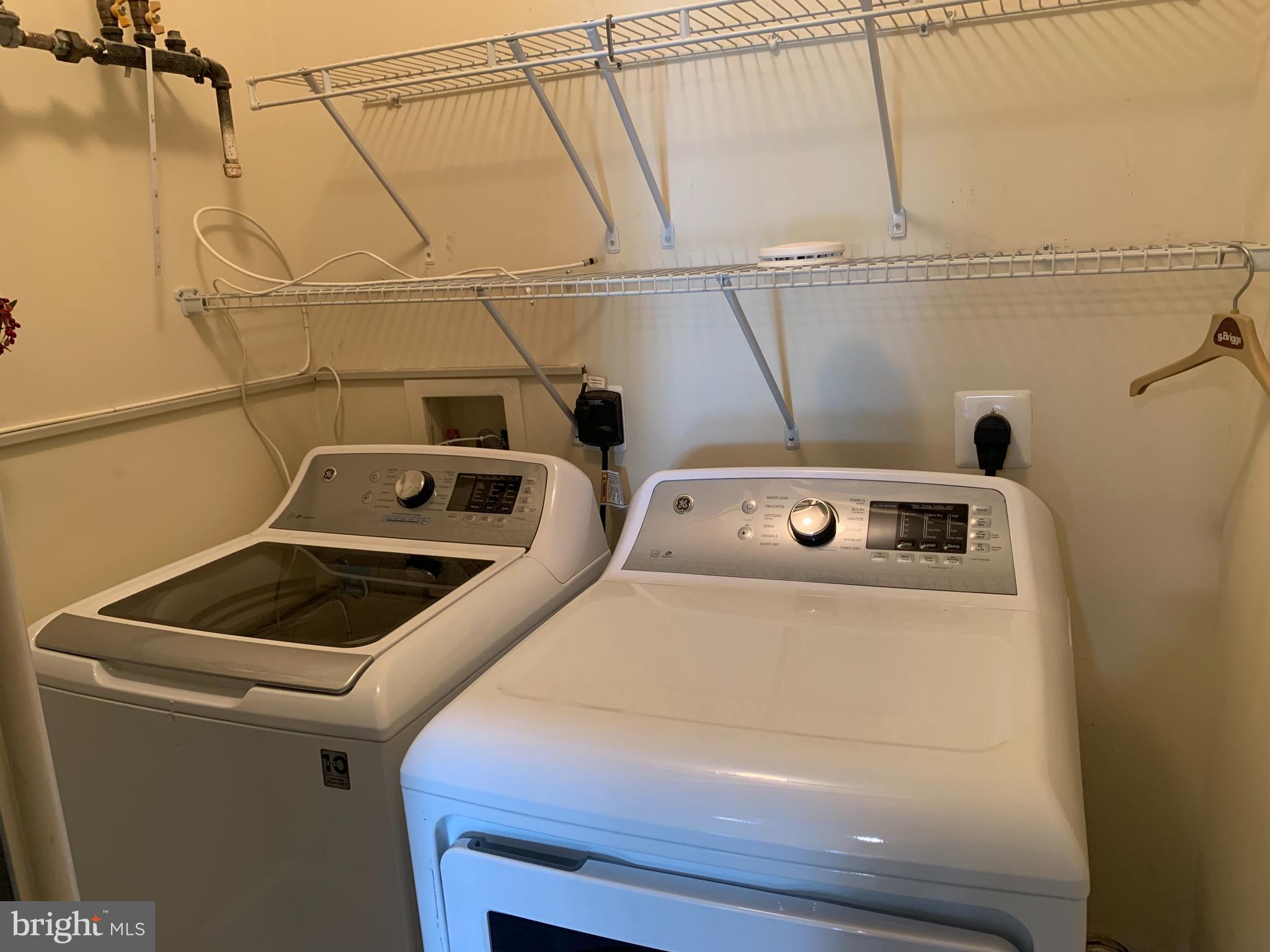 HIGH VIEW AT HUNT VALLEY - Residential Lease