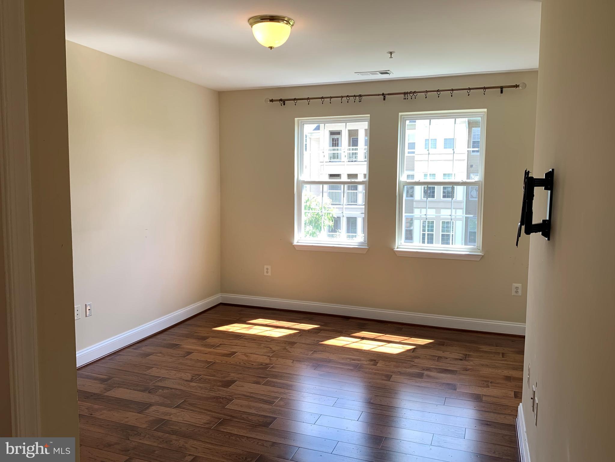 HIGH VIEW AT HUNT VALLEY - Residential Lease