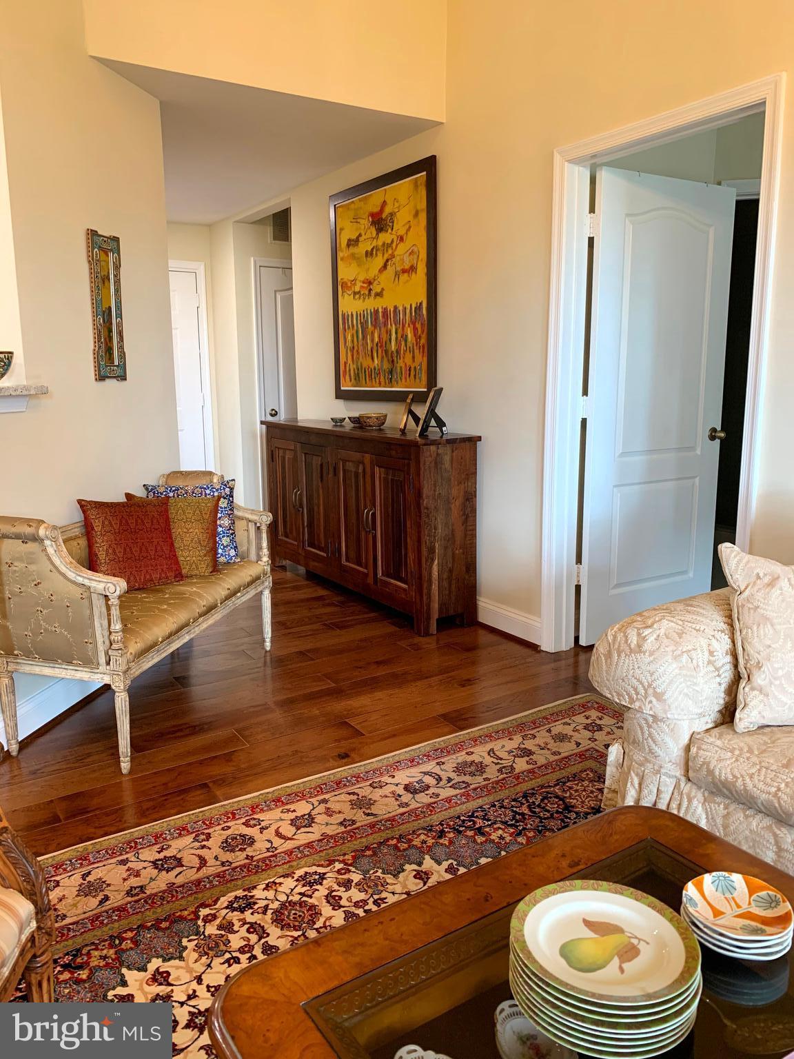 HIGH VIEW AT HUNT VALLEY - Residential Lease