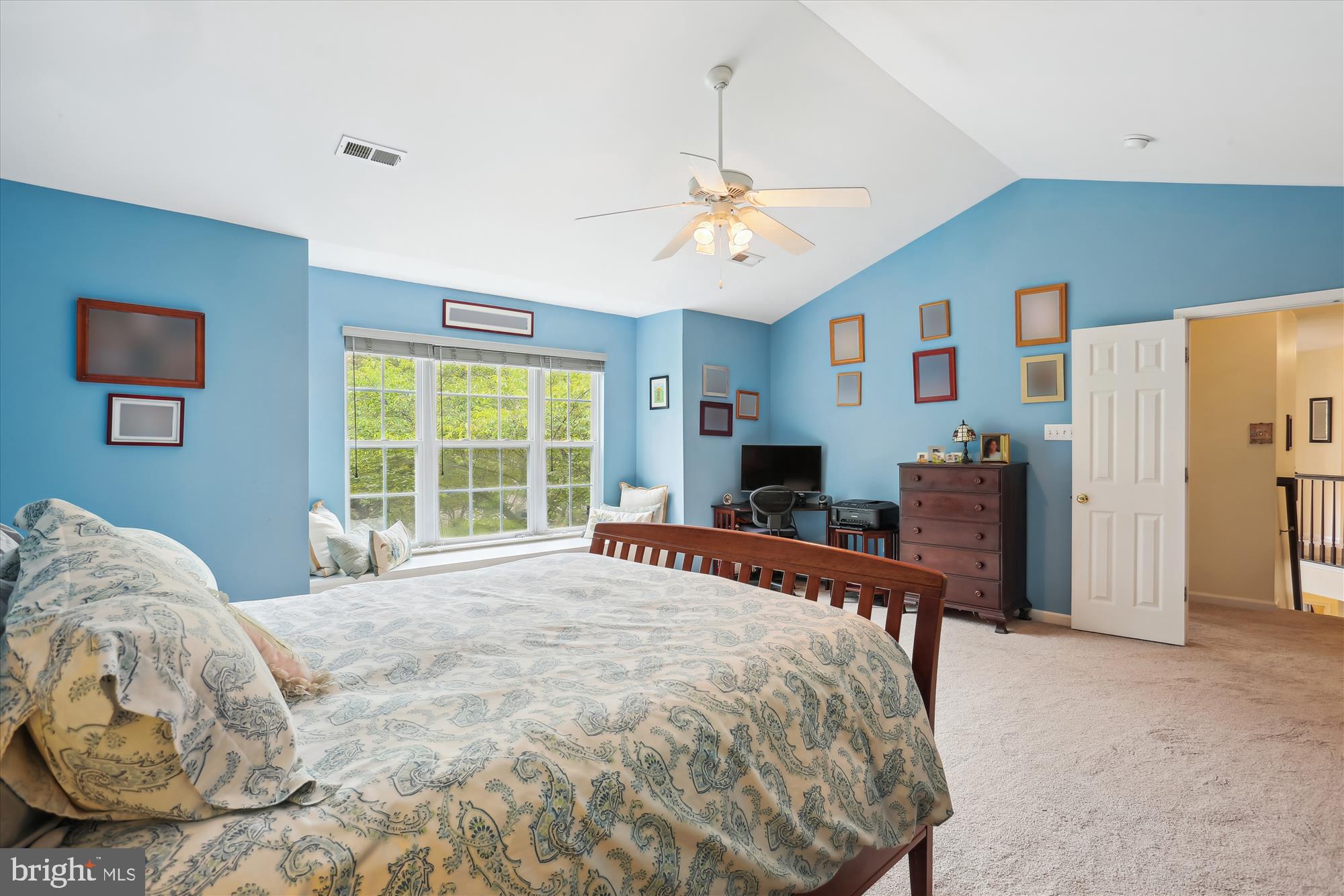 VILLAGE OF RIVER HILL - Residential