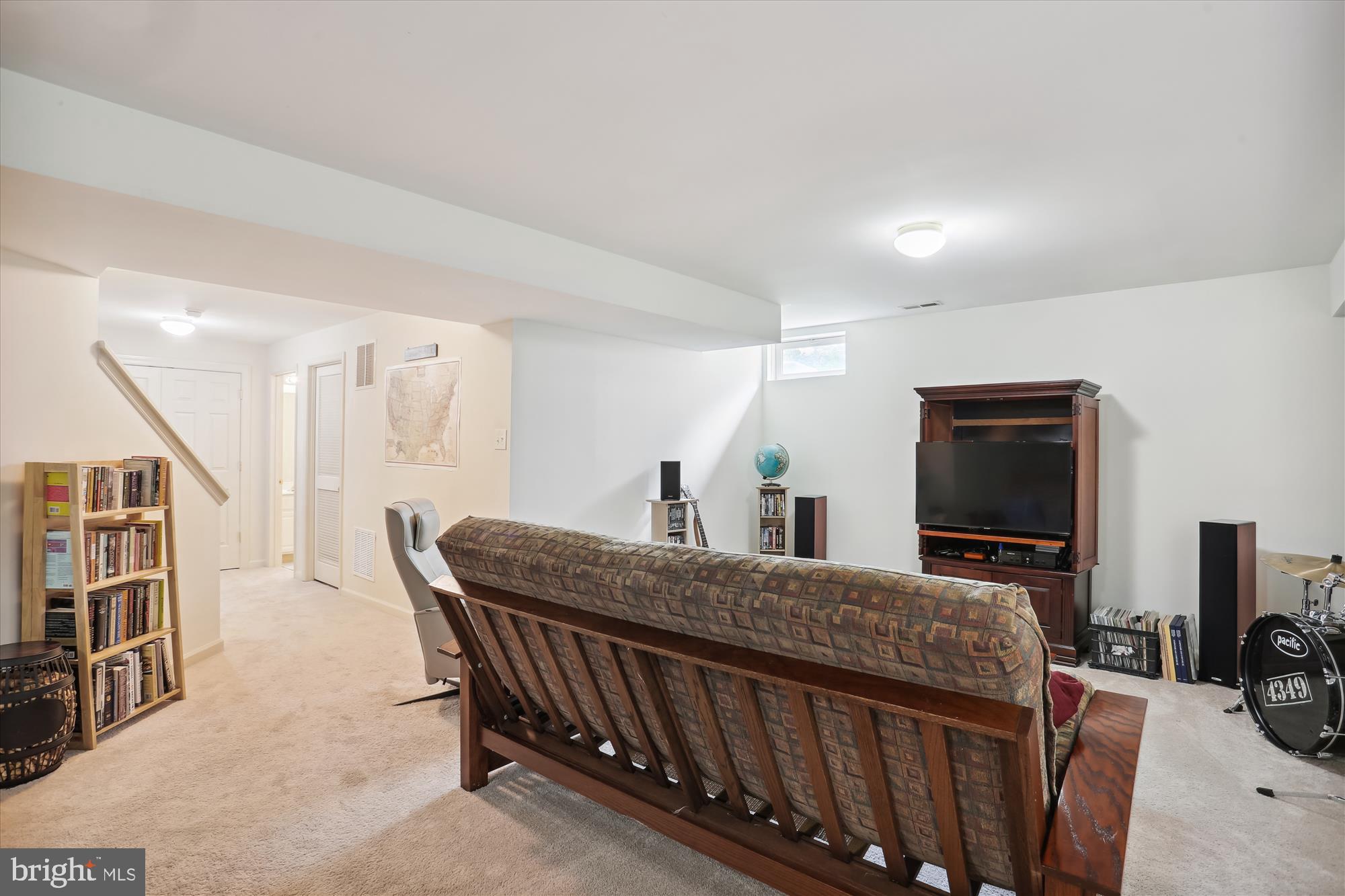 VILLAGE OF RIVER HILL - Residential