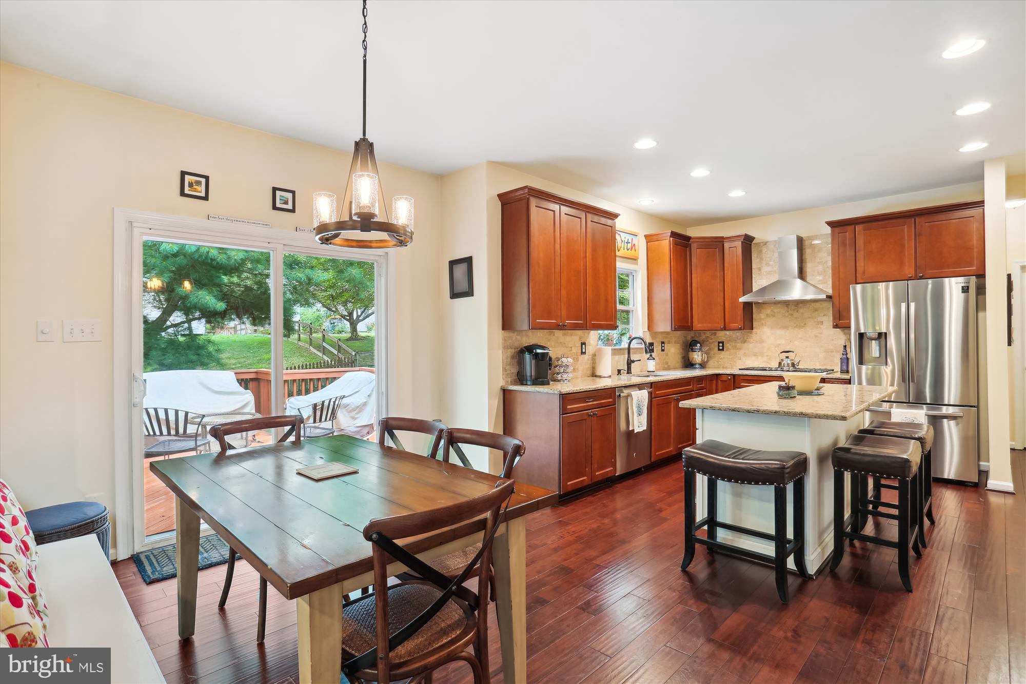 VILLAGE OF RIVER HILL - Residential