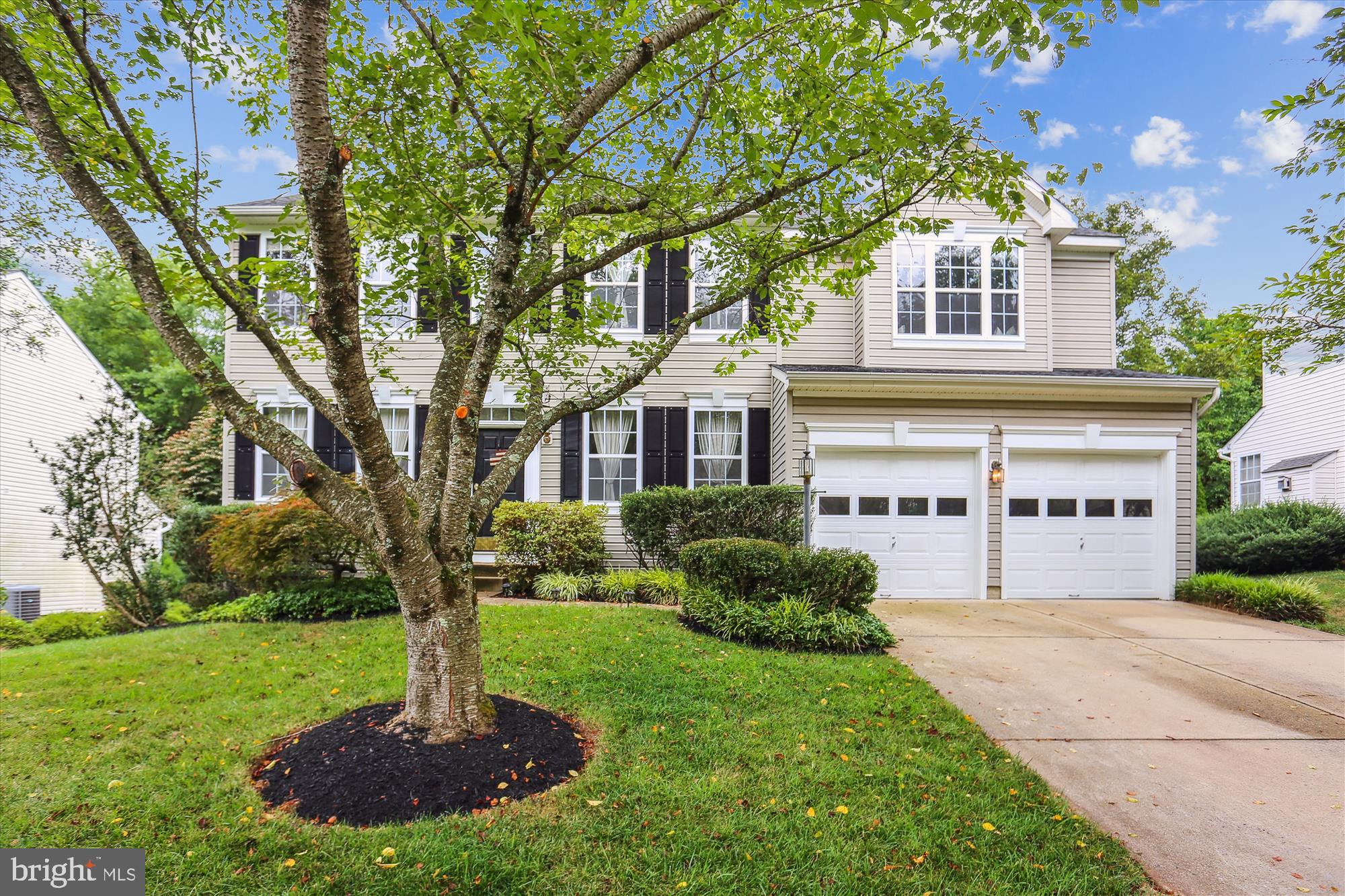 VILLAGE OF RIVER HILL - Residential