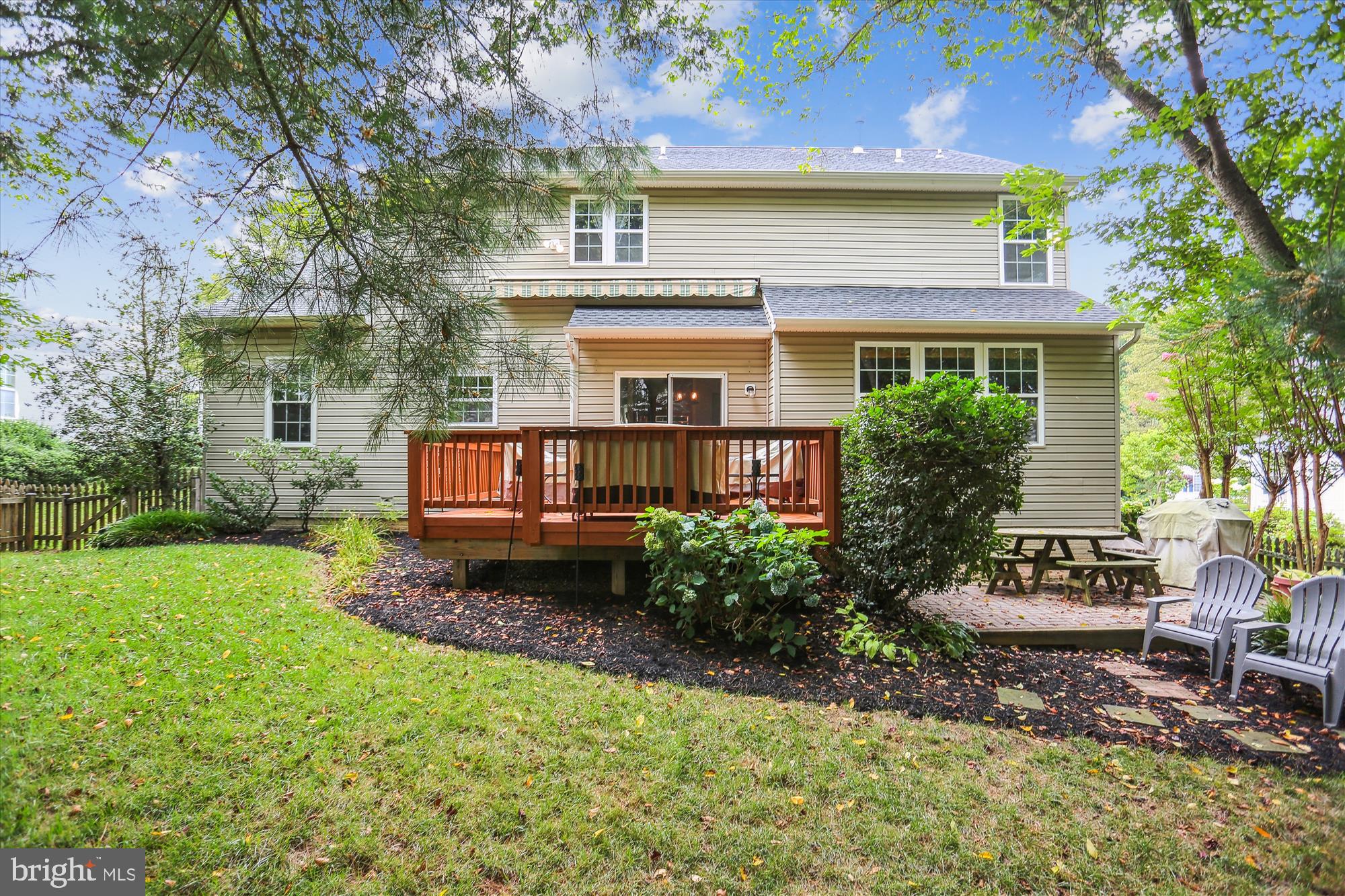 VILLAGE OF RIVER HILL - Residential