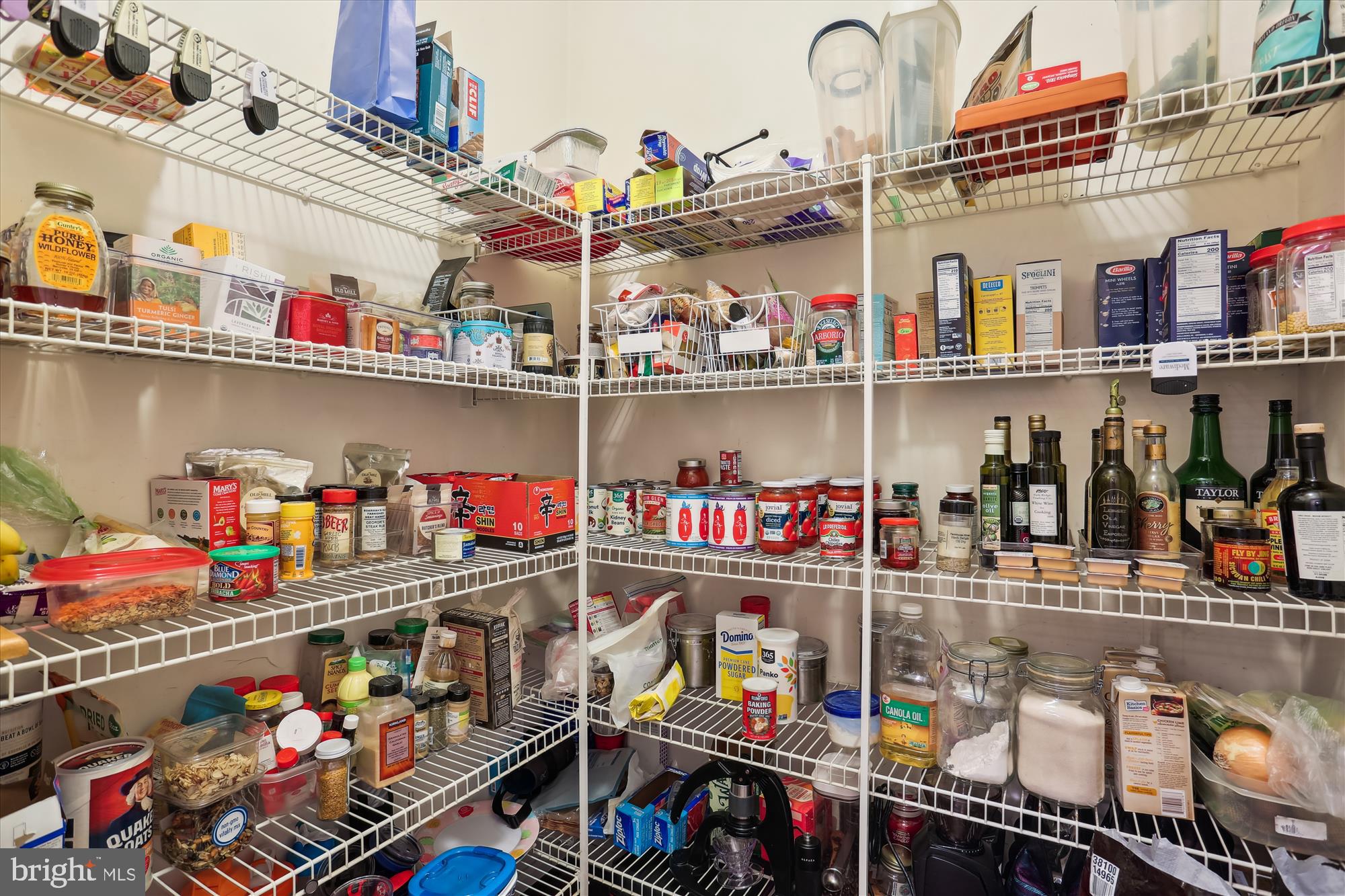 VILLAGE OF RIVER HILL - Residential