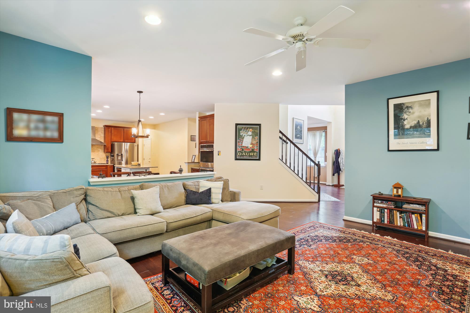 VILLAGE OF RIVER HILL - Residential