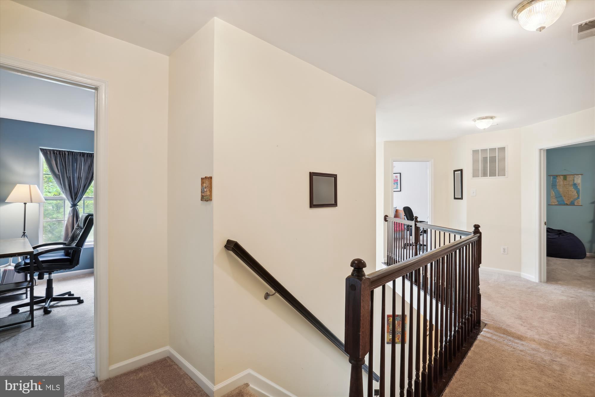 VILLAGE OF RIVER HILL - Residential