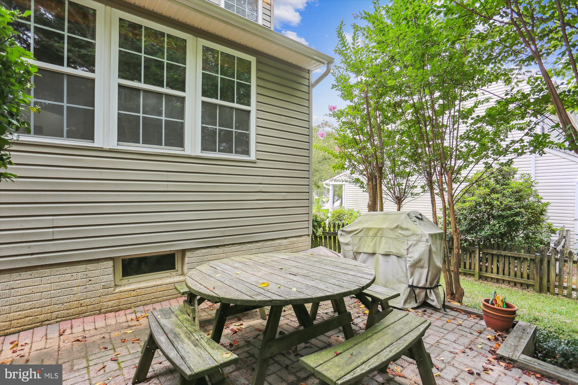 VILLAGE OF RIVER HILL - Residential