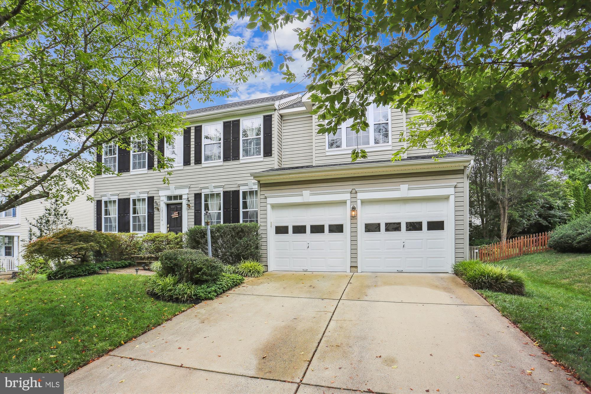 VILLAGE OF RIVER HILL - Residential