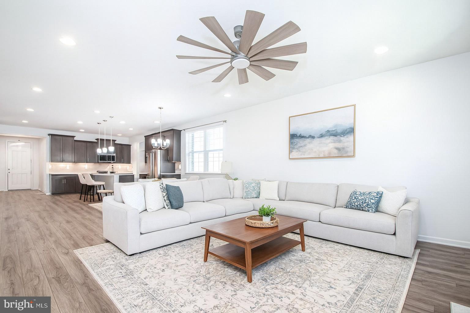 SOUTHERN HILLS - Residential