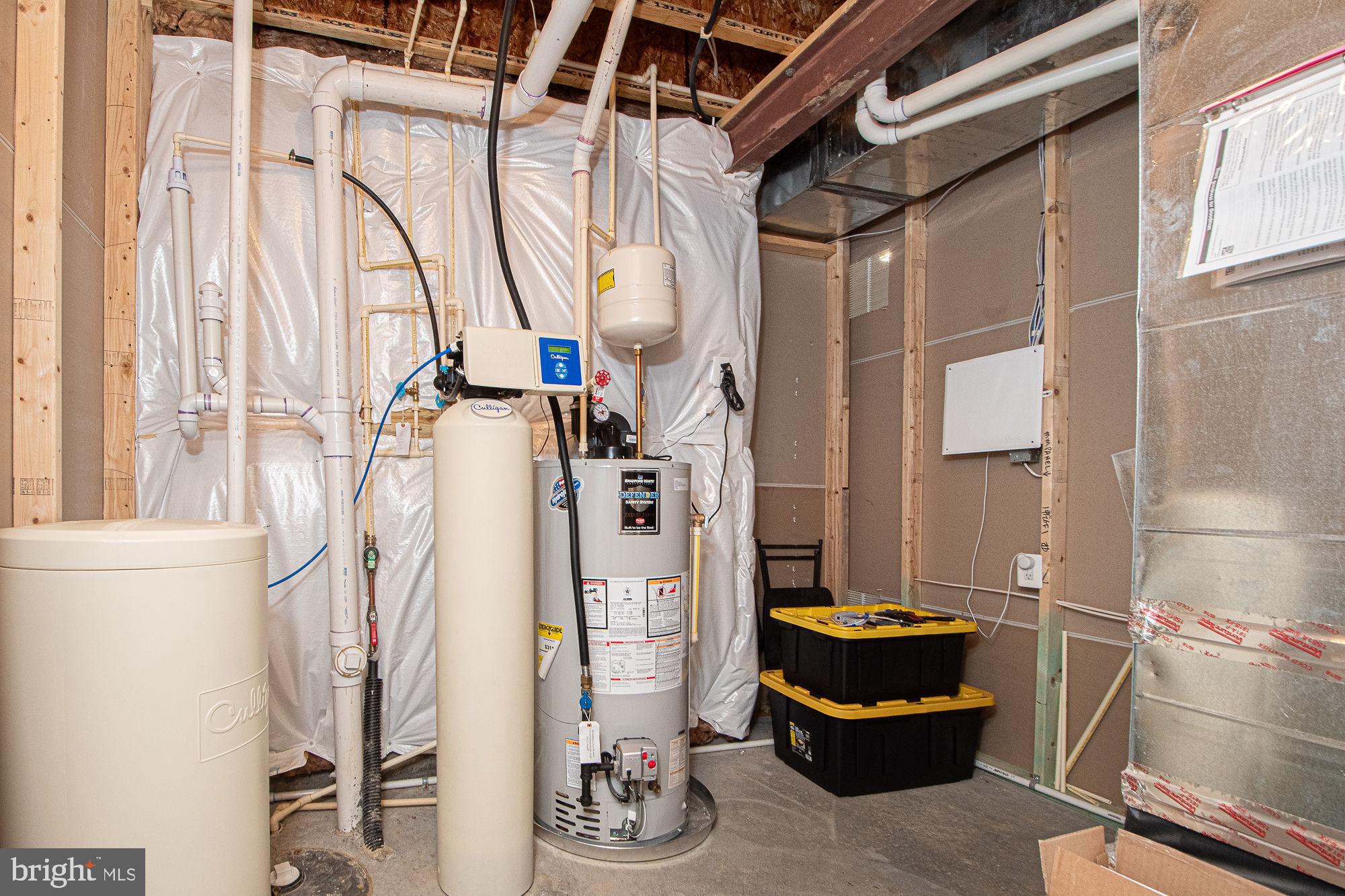 SOUTHERN HILLS - Residential