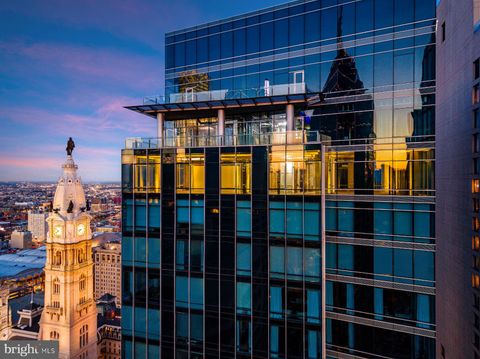 Condo For Sale - 1414 S Penn Square #PH1B<br/> Philadelphia County, PHILADELPHIA, PA 19102