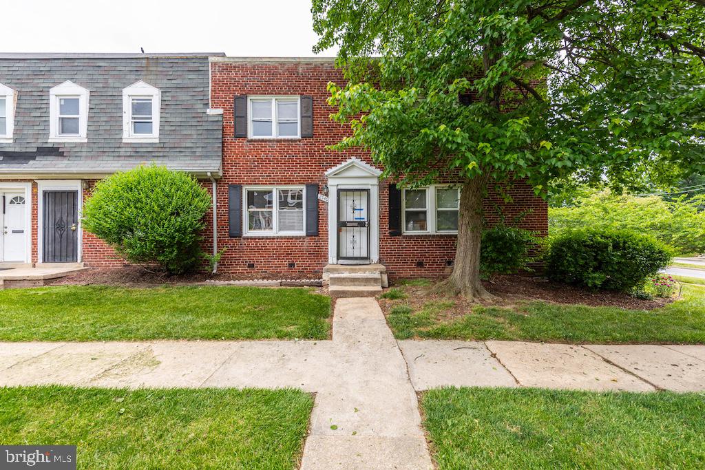IVERSON VILLAGE CONDO - Residential