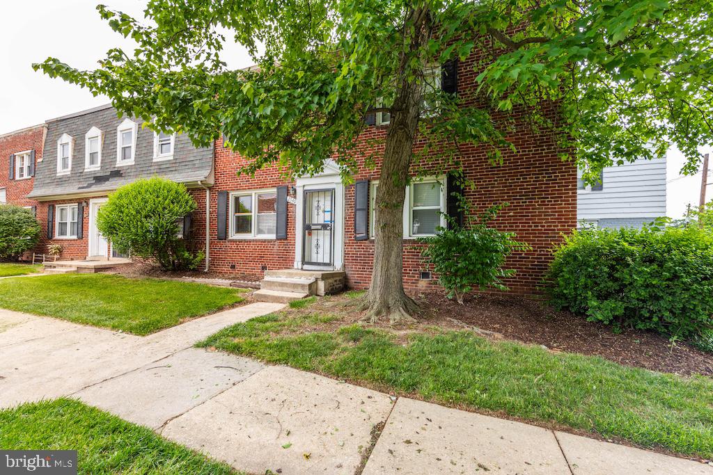IVERSON VILLAGE CONDO - Residential