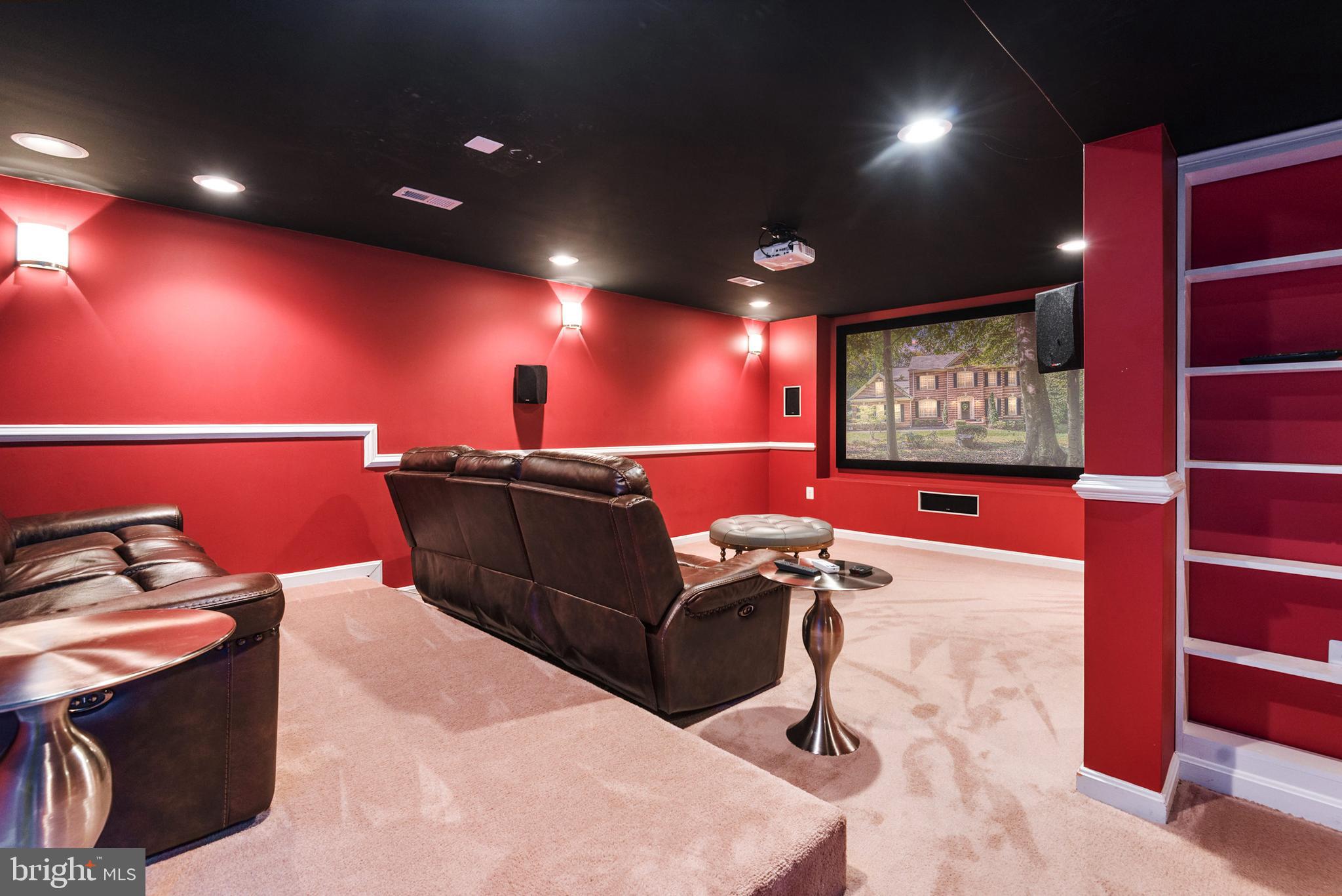 HOLLY BROOK/SPRINGVALE - Residential