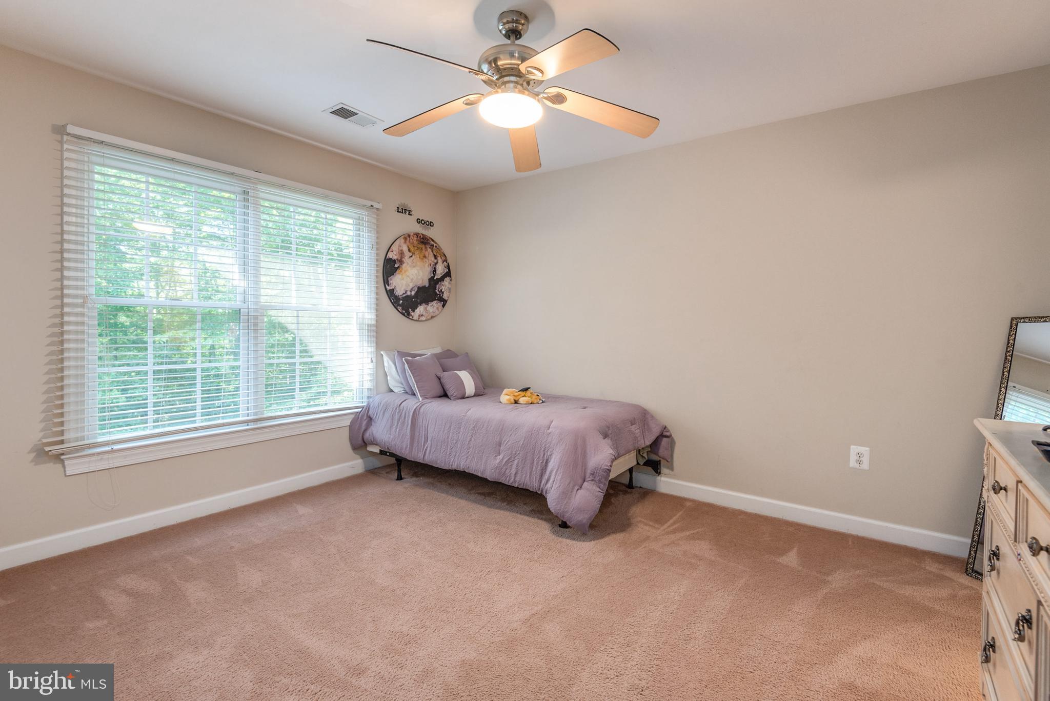 HOLLY BROOK/SPRINGVALE - Residential