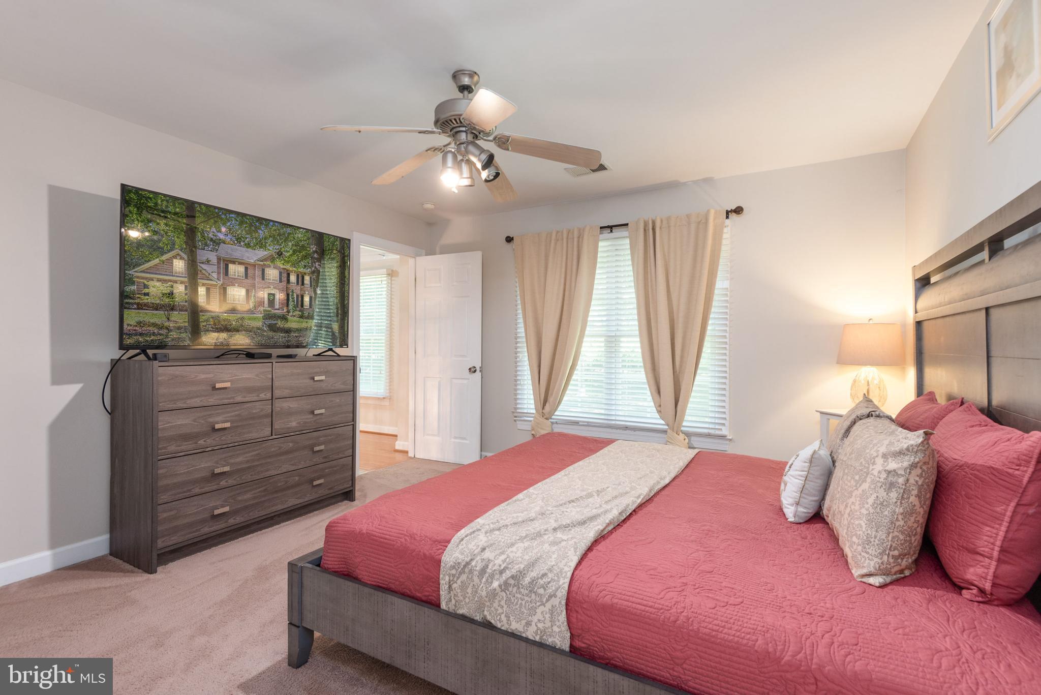 HOLLY BROOK/SPRINGVALE - Residential