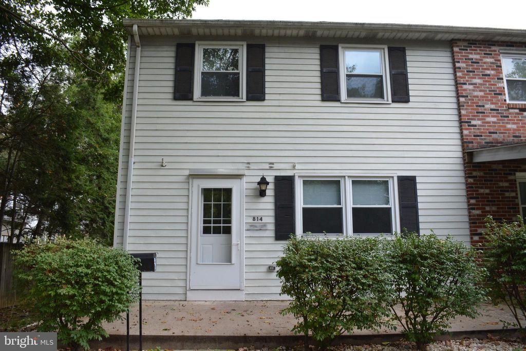 Photo of 814 S State Street, Ephrata, PA 17522 (MLS # PALA2057382)