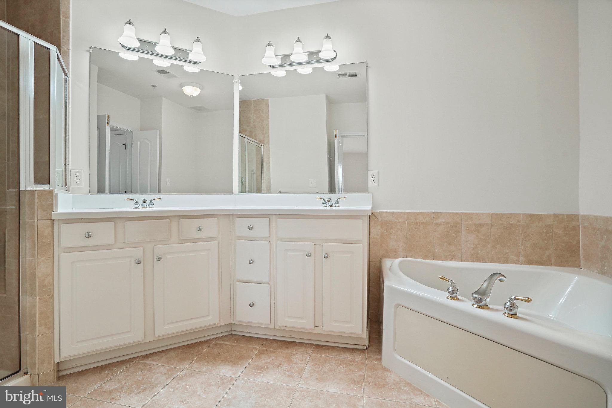 KING FARM BAILEYS COMMON - Residential