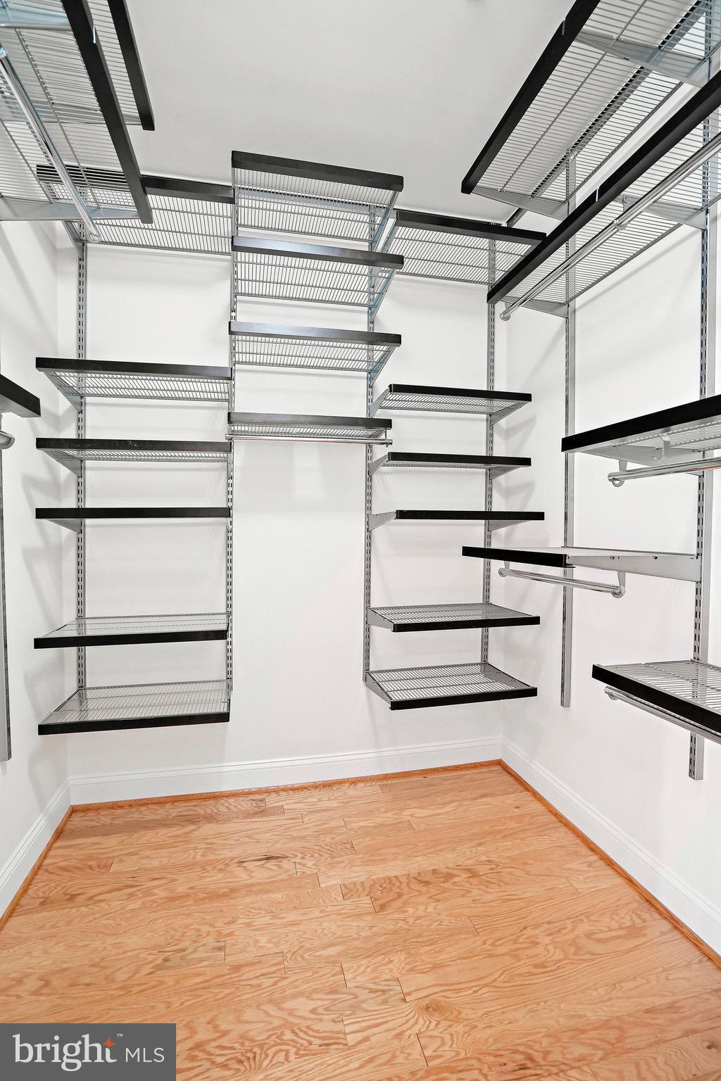 KING FARM BAILEYS COMMON - Residential