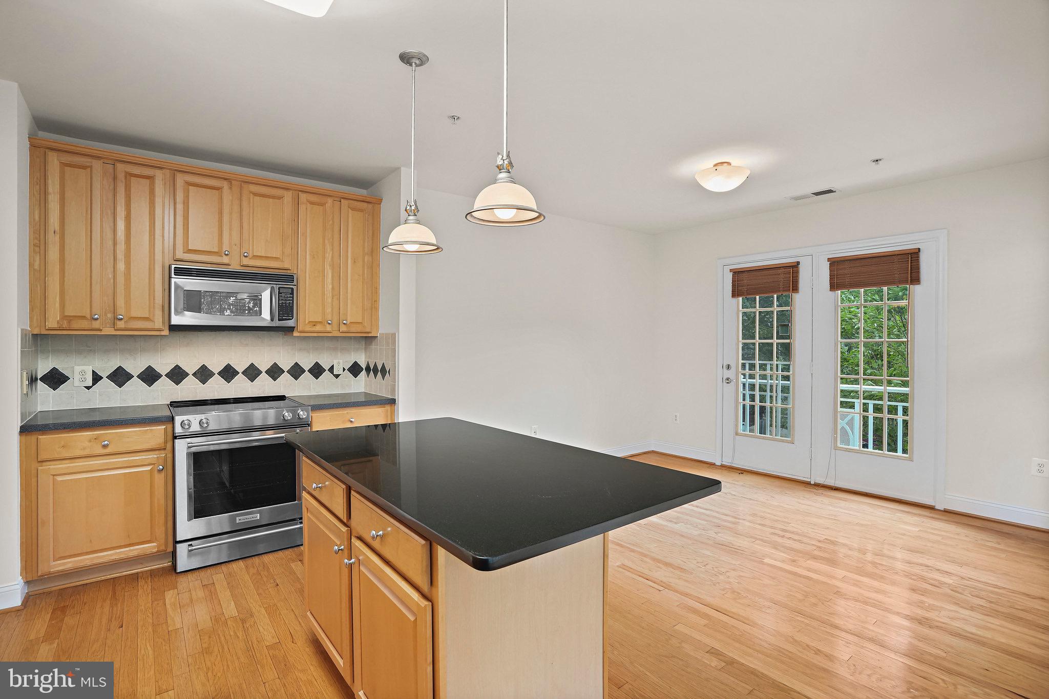 KING FARM BAILEYS COMMON - Residential