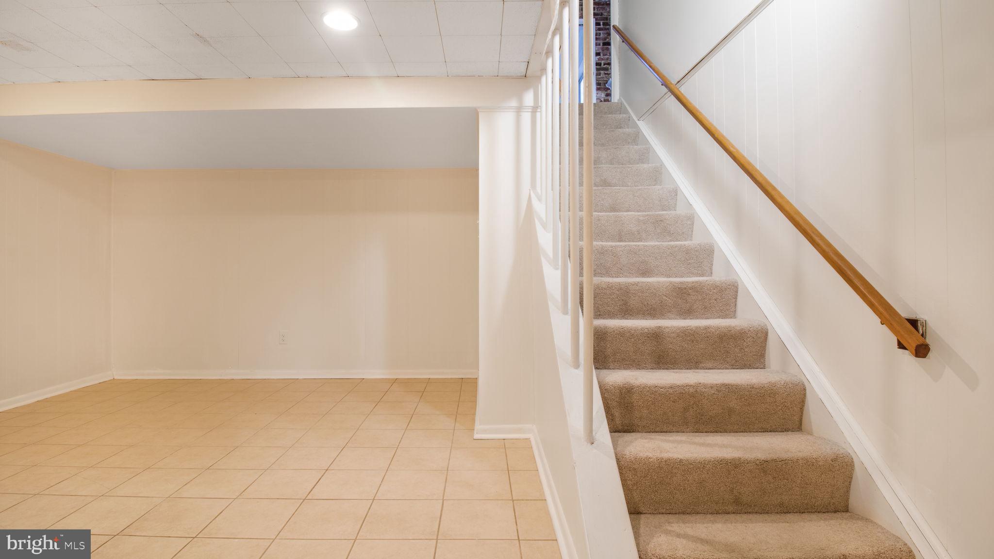 POTOMAC WOODS - Residential