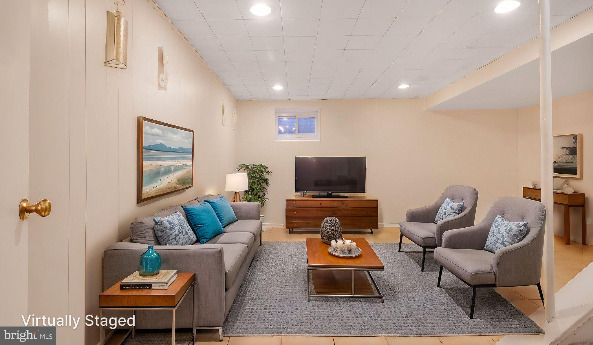 POTOMAC WOODS - Residential