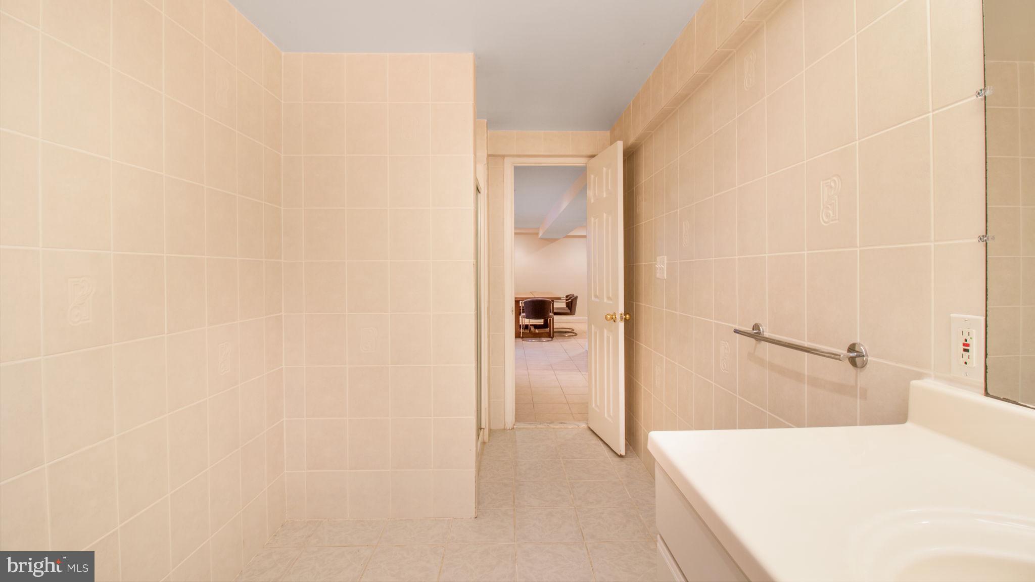 POTOMAC WOODS - Residential