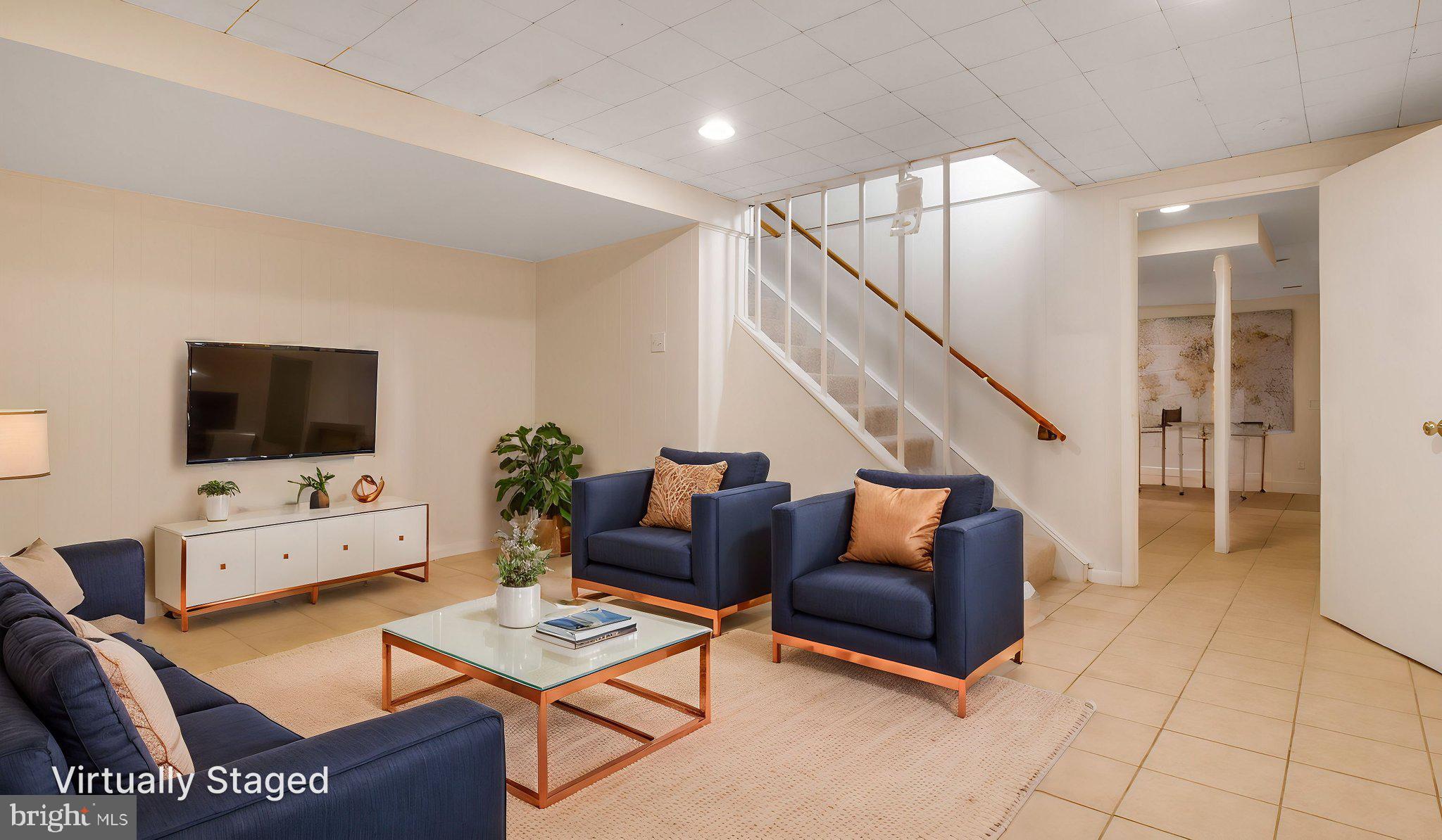 POTOMAC WOODS - Residential