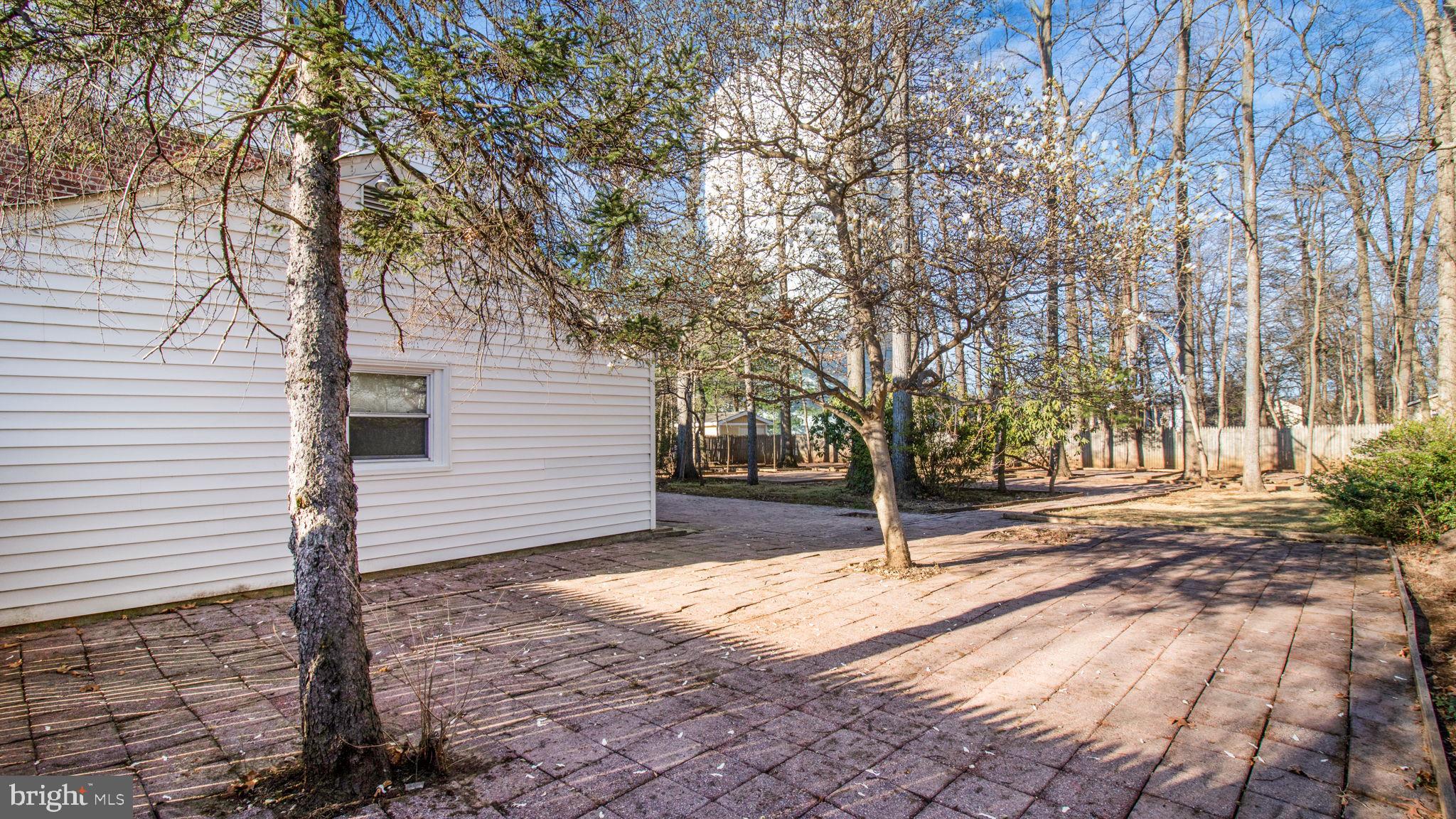 POTOMAC WOODS - Residential