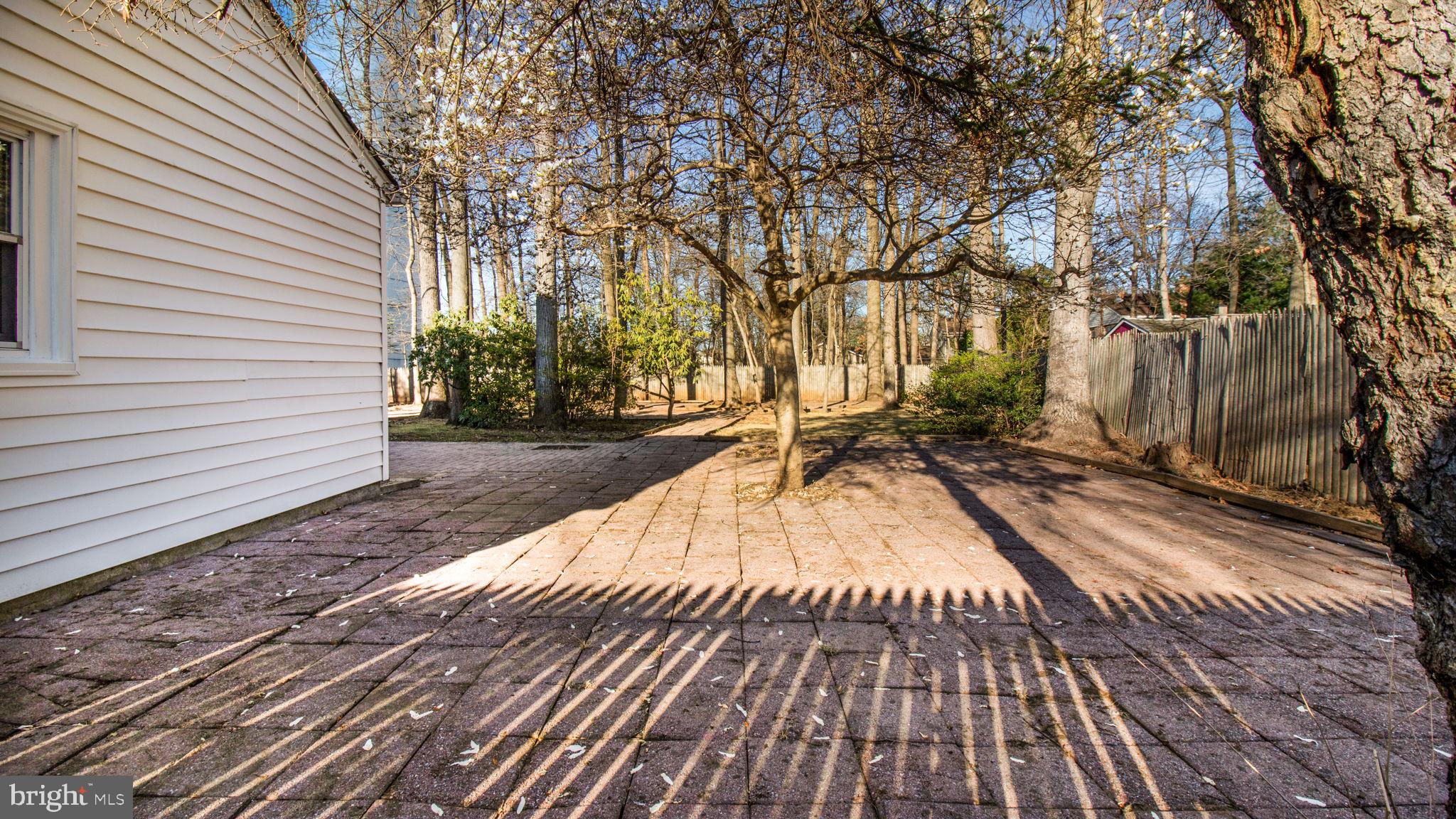 POTOMAC WOODS - Residential