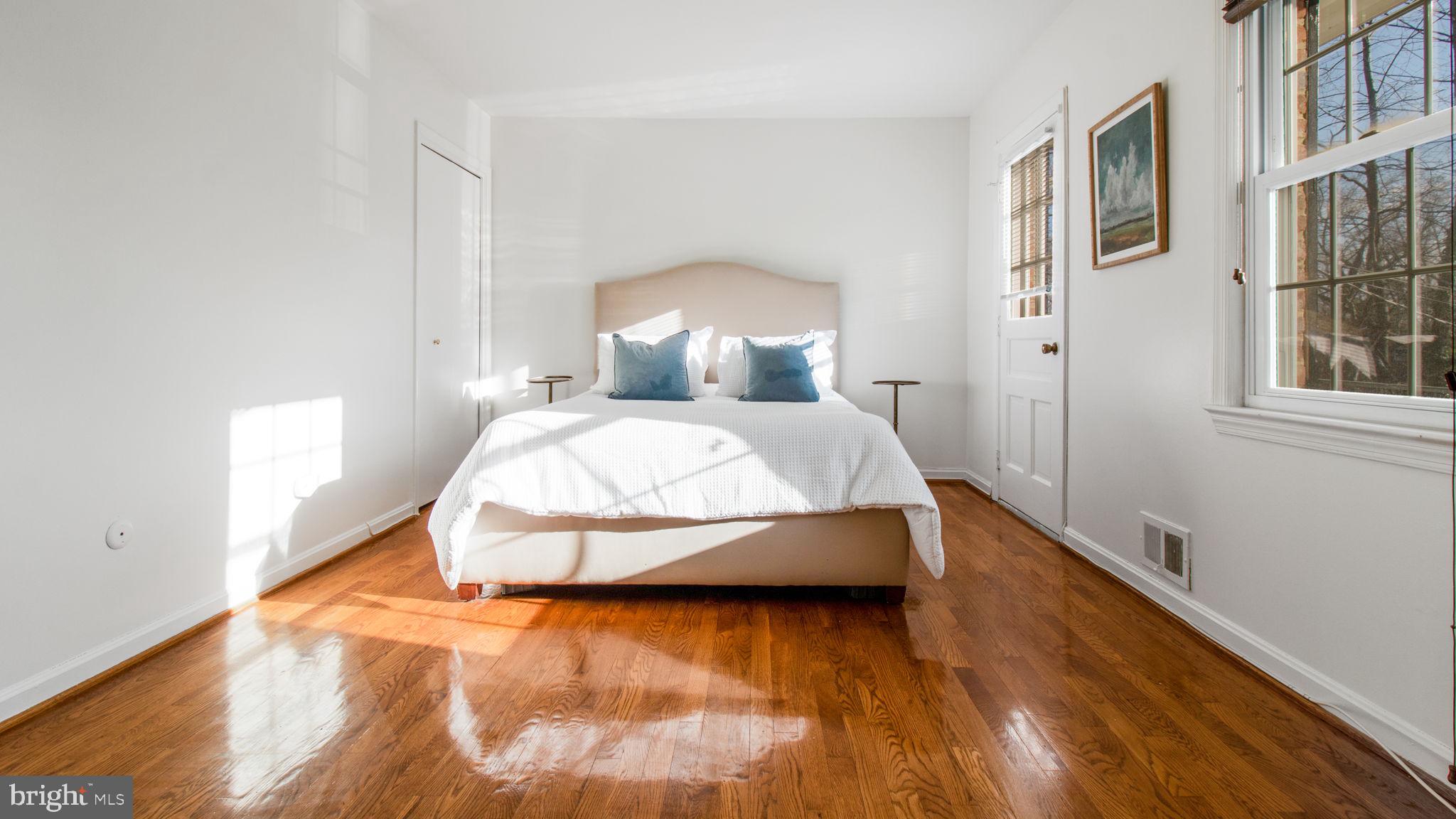 POTOMAC WOODS - Residential