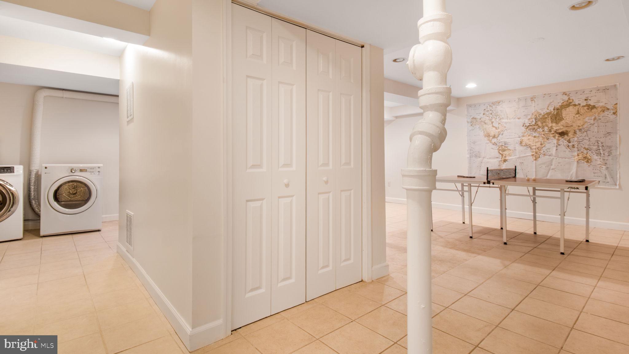 POTOMAC WOODS - Residential