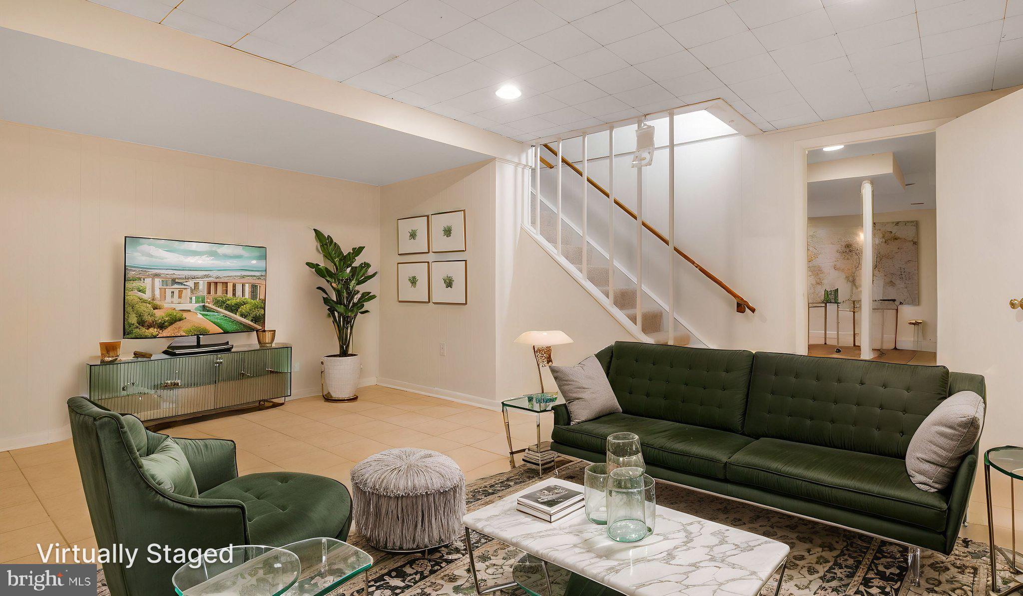 POTOMAC WOODS - Residential