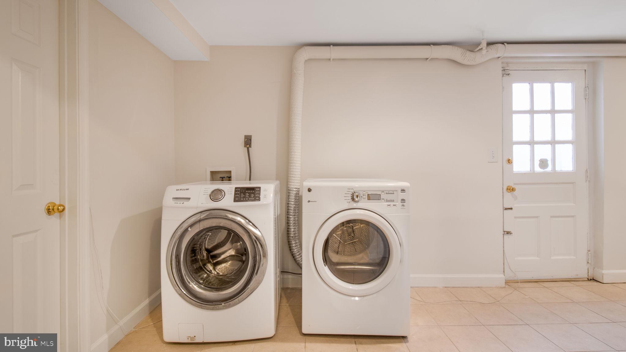 POTOMAC WOODS - Residential