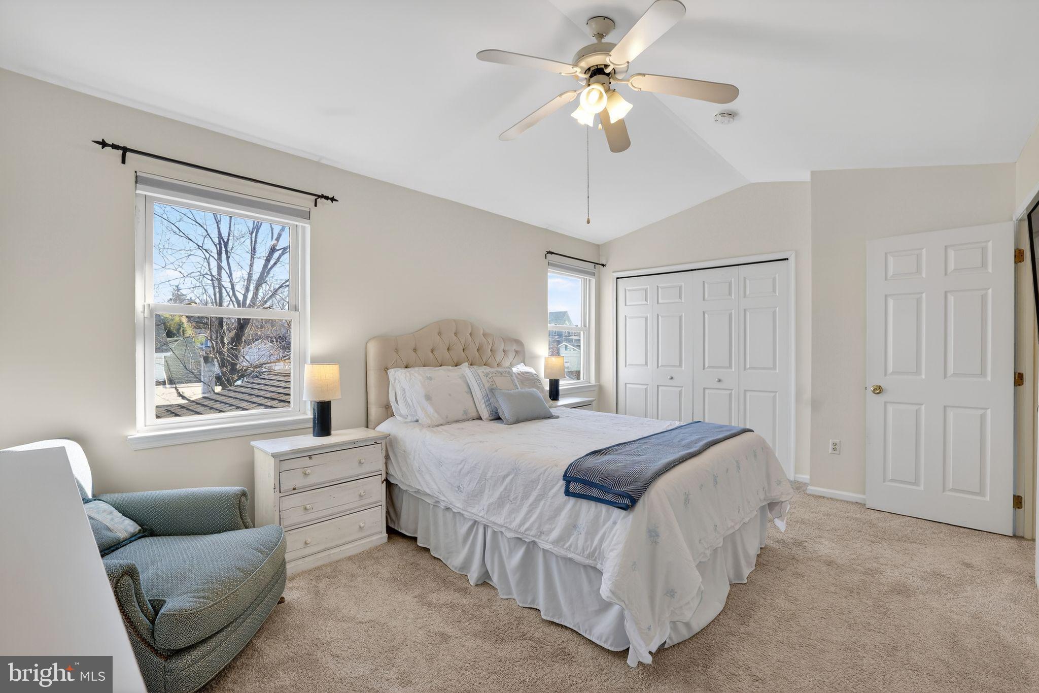 SELBY ON THE BAY - Residential