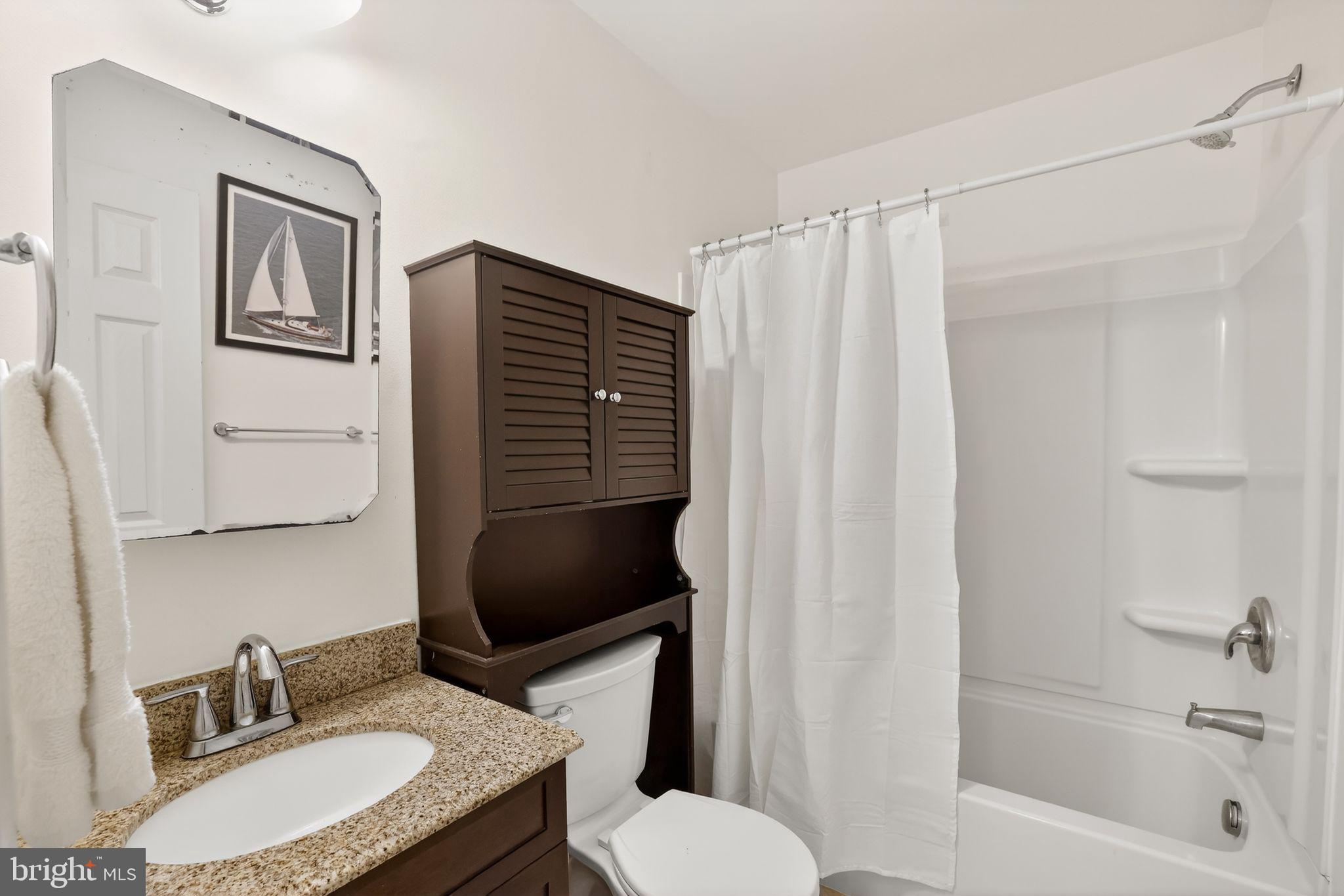 SELBY ON THE BAY - Residential