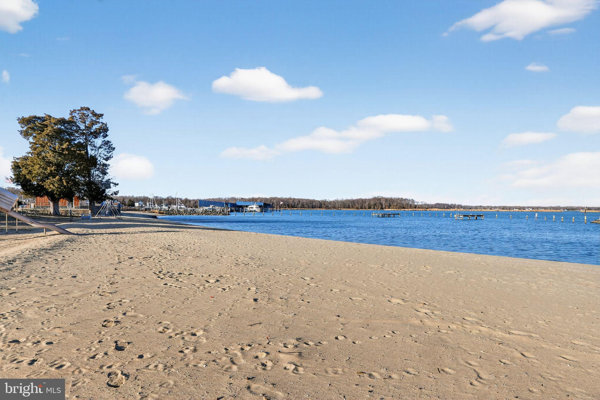 SELBY ON THE BAY - Residential