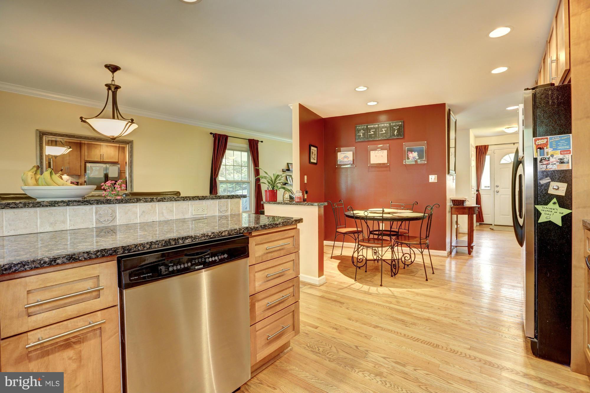 MANOR WOODS - Residential