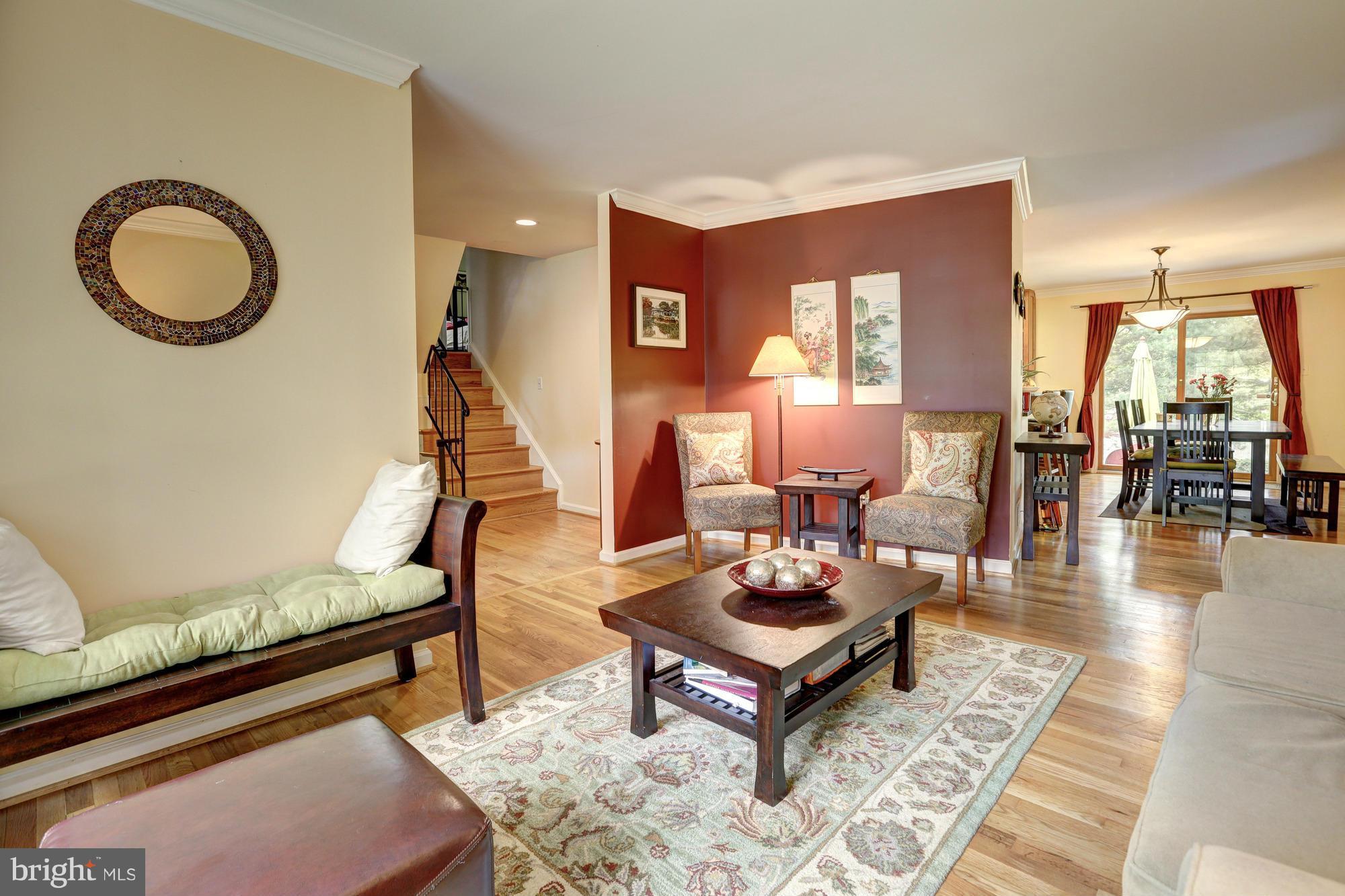 MANOR WOODS - Residential