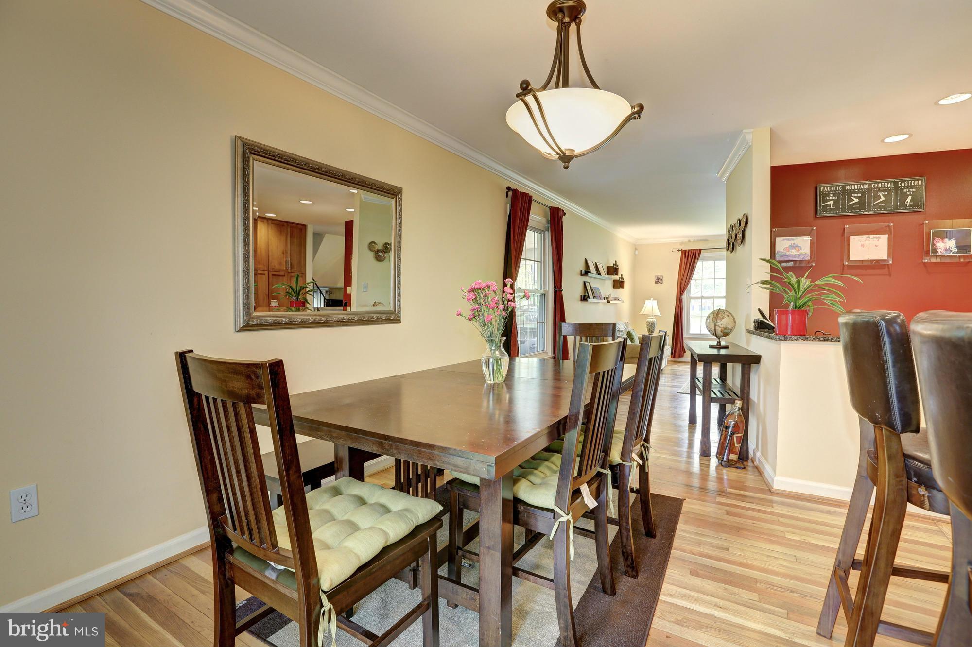 MANOR WOODS - Residential