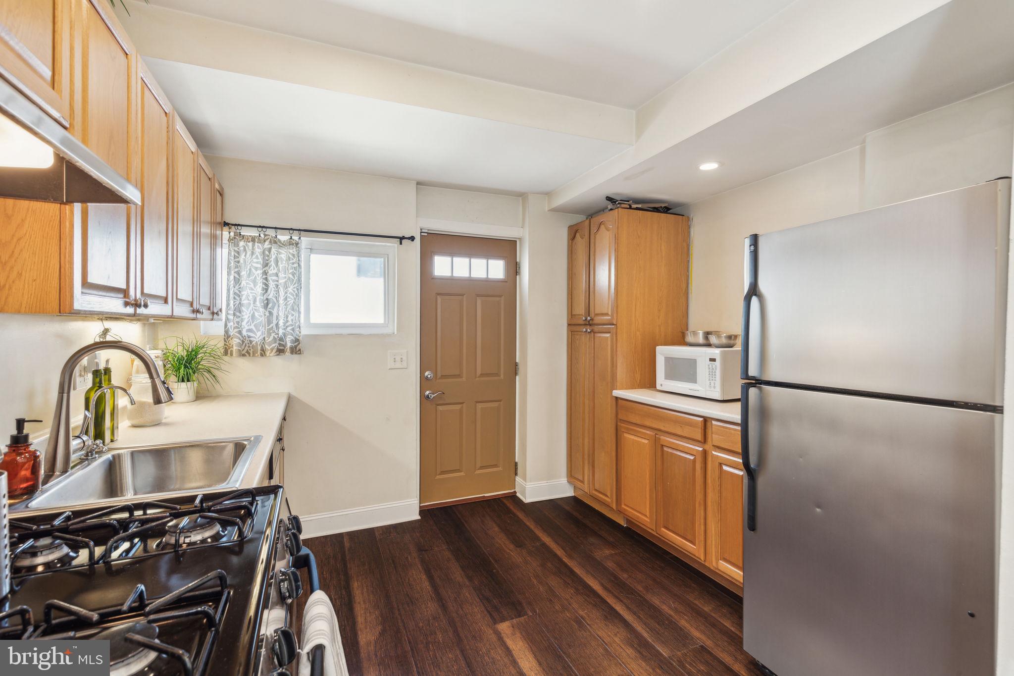 FAIRMOUNT - Residential