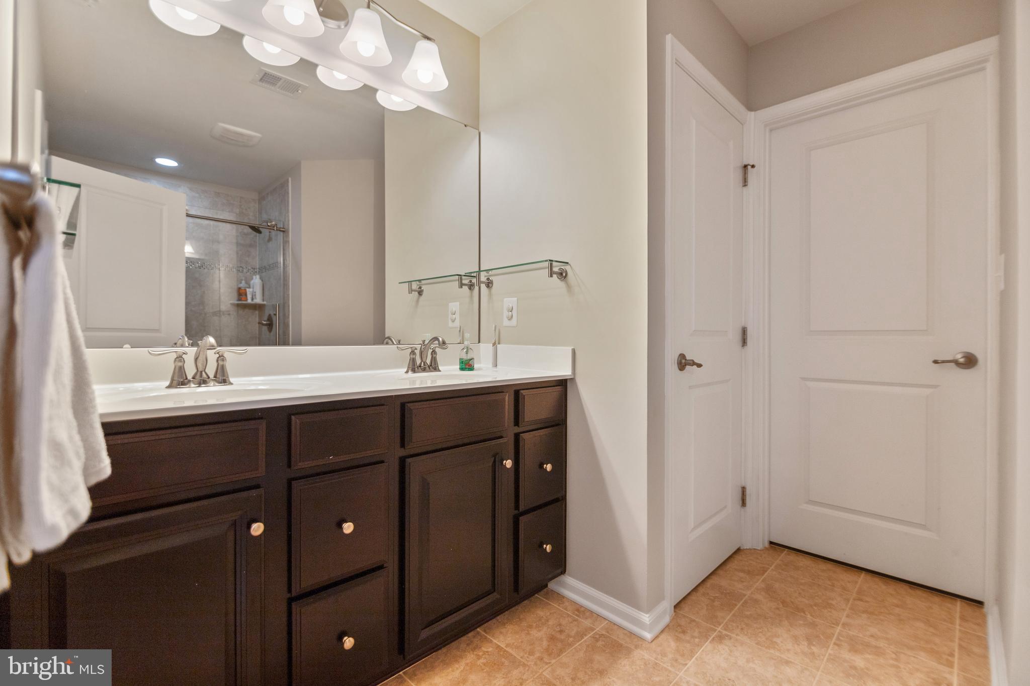 BOLTON HILL - Residential