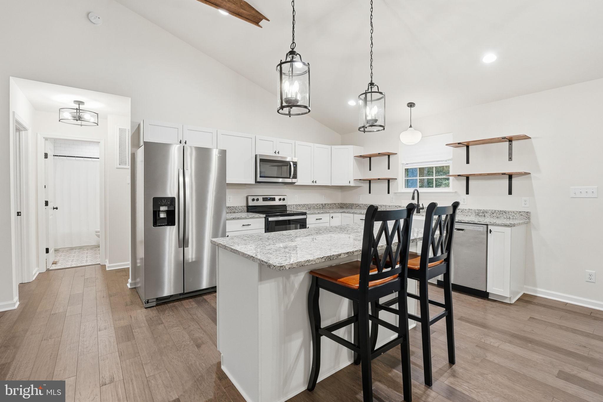 UPPER REDOUBT HEIGHTS - Residential