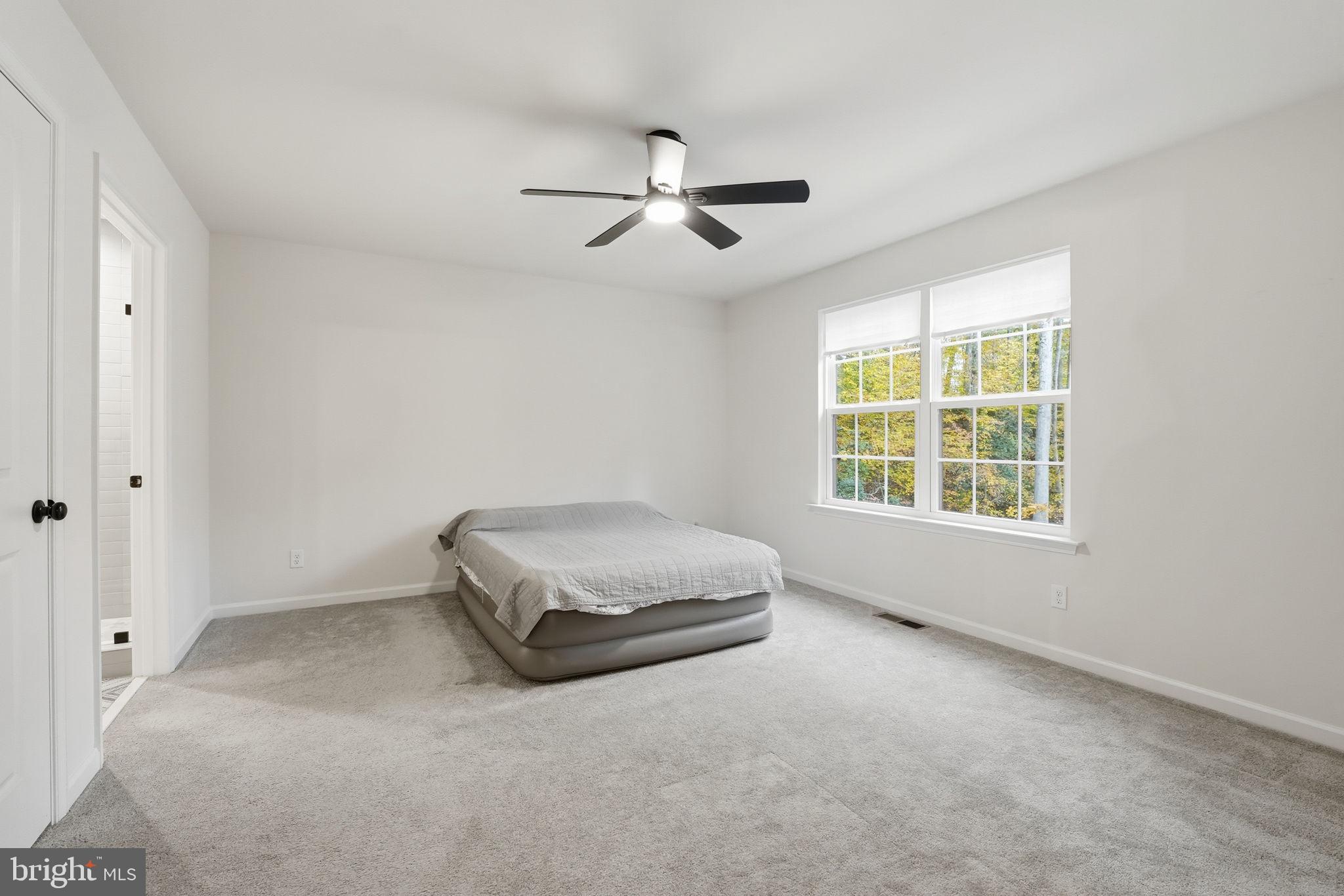 UPPER REDOUBT HEIGHTS - Residential