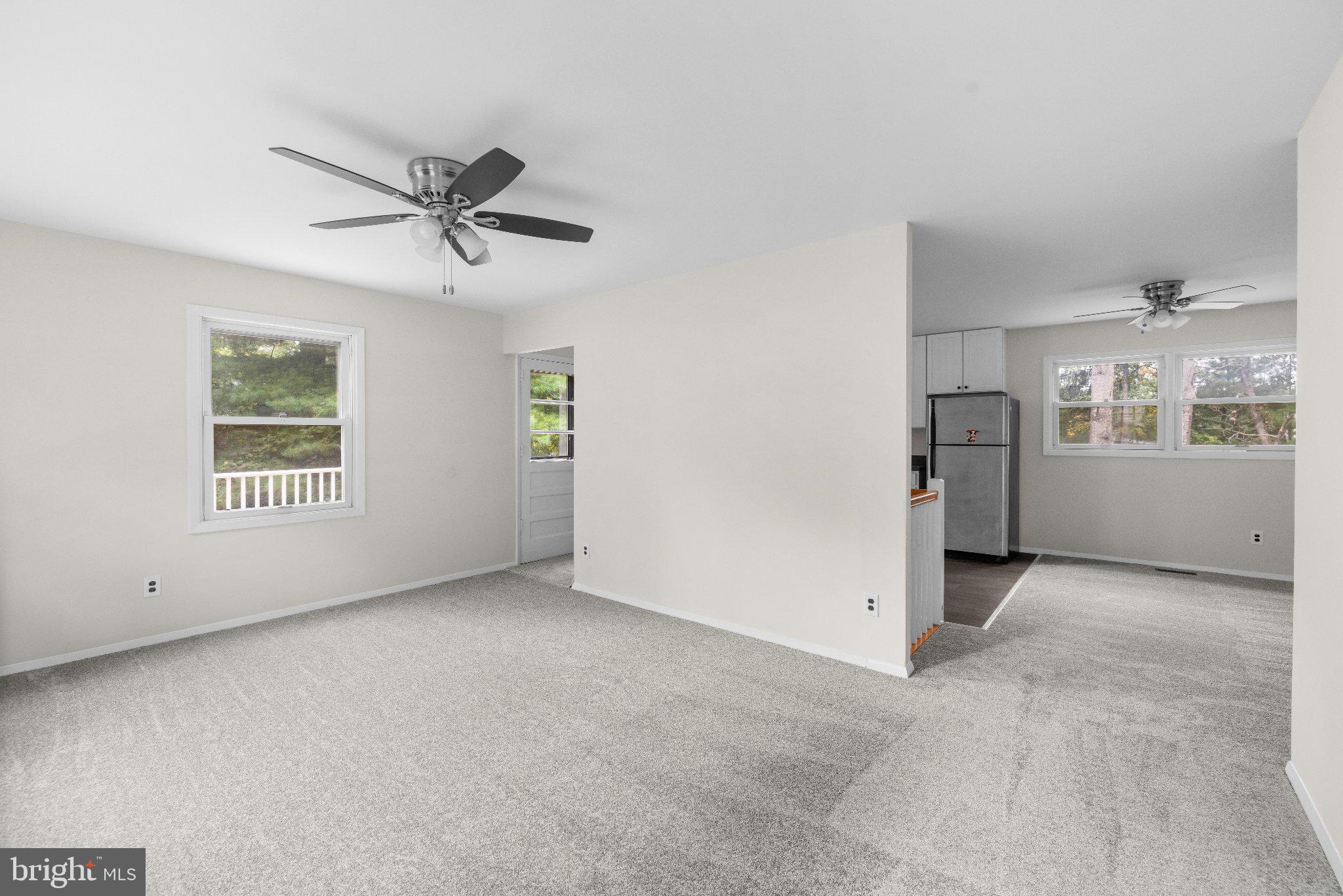 1512 CARRIAGE HILL DRIVE