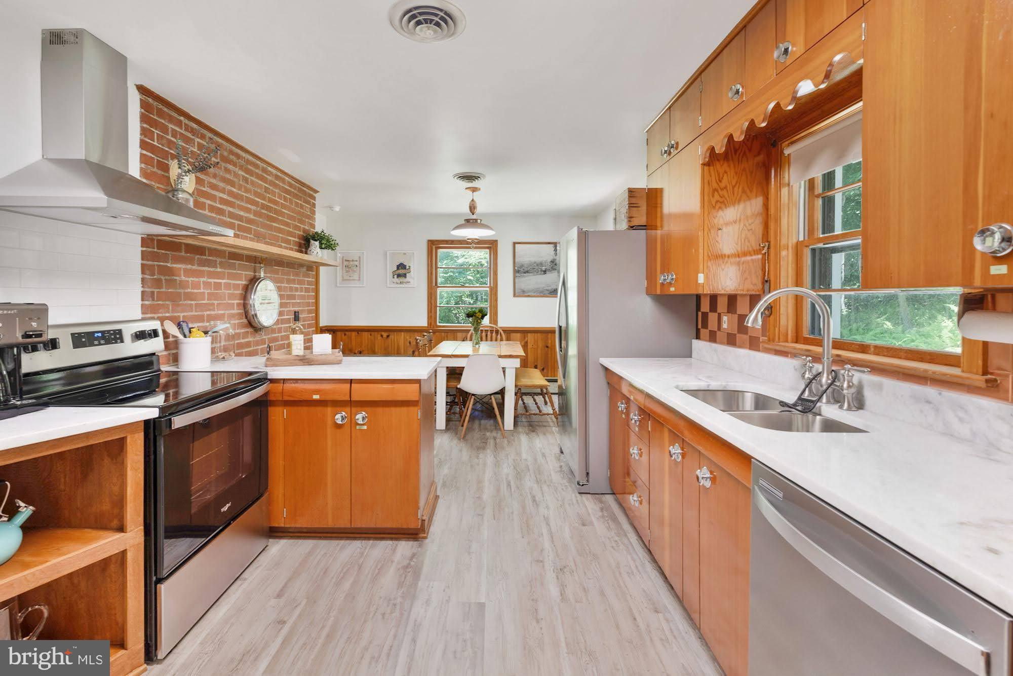 2459 FROGTOWN ROAD